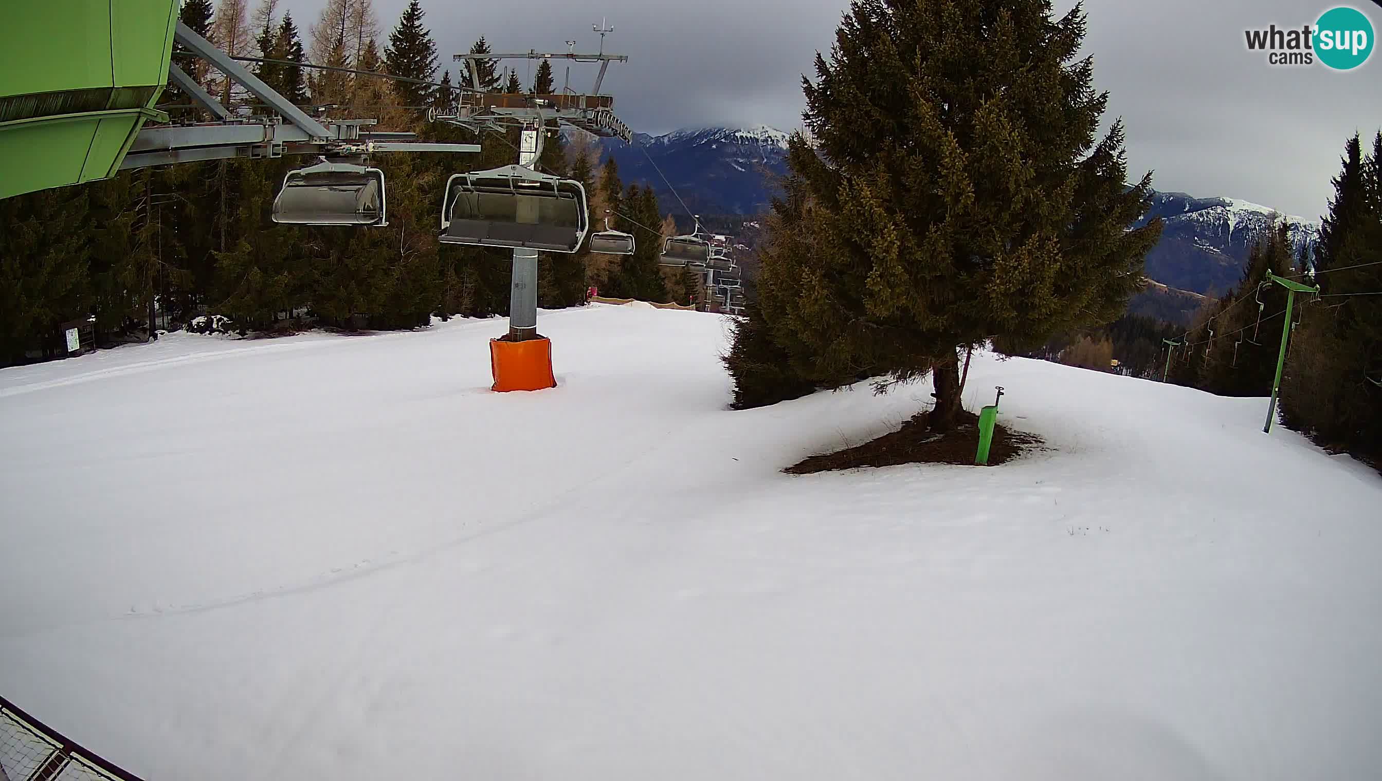 Smušišče Cerkno spletna kamera Lom zgornja proga
