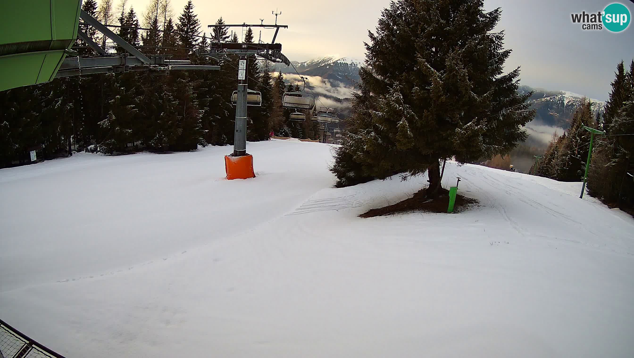 Skijalište Cerkno web kamera Lom – Slovenija