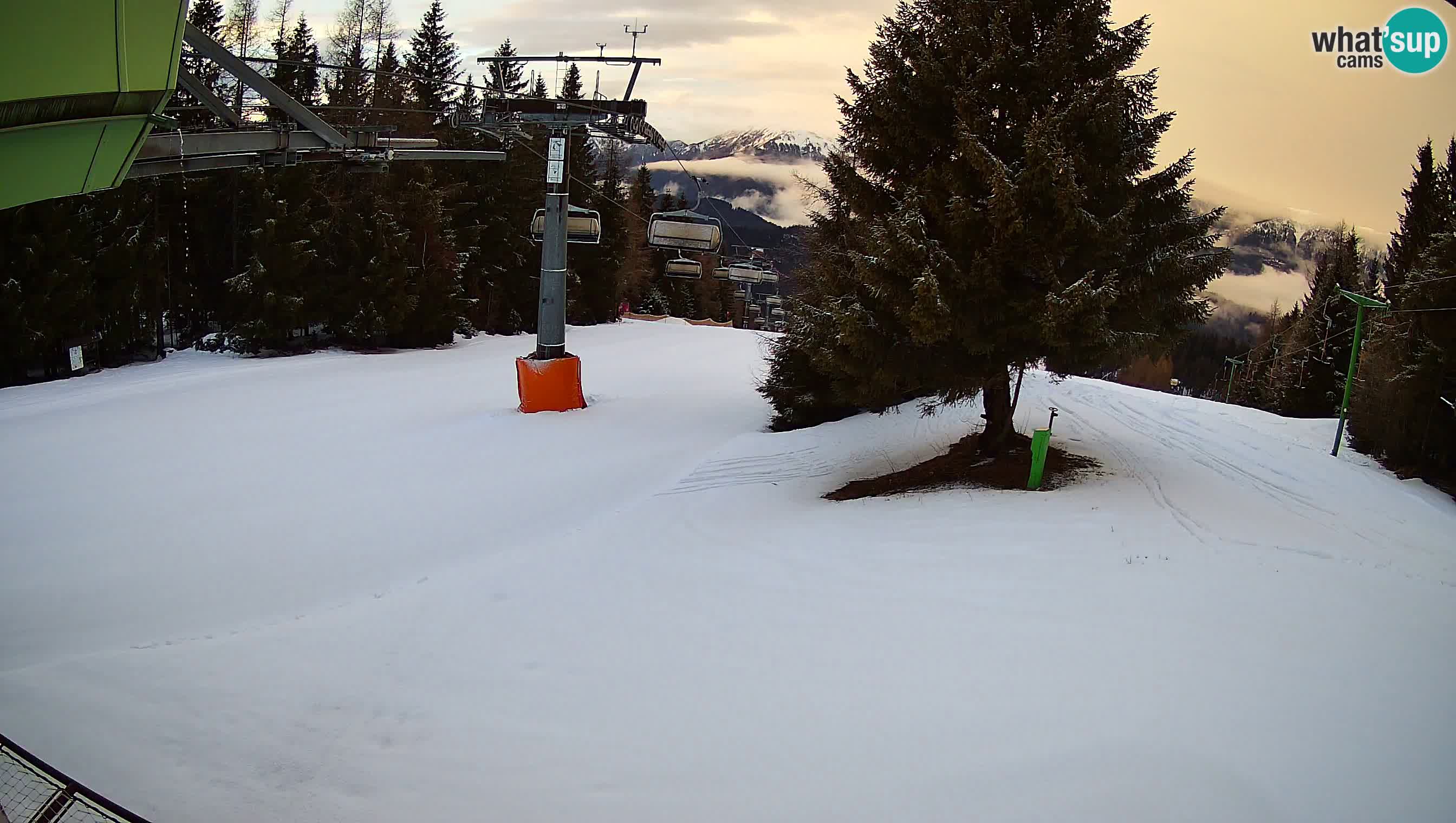 Skijalište Cerkno web kamera Lom – Slovenija