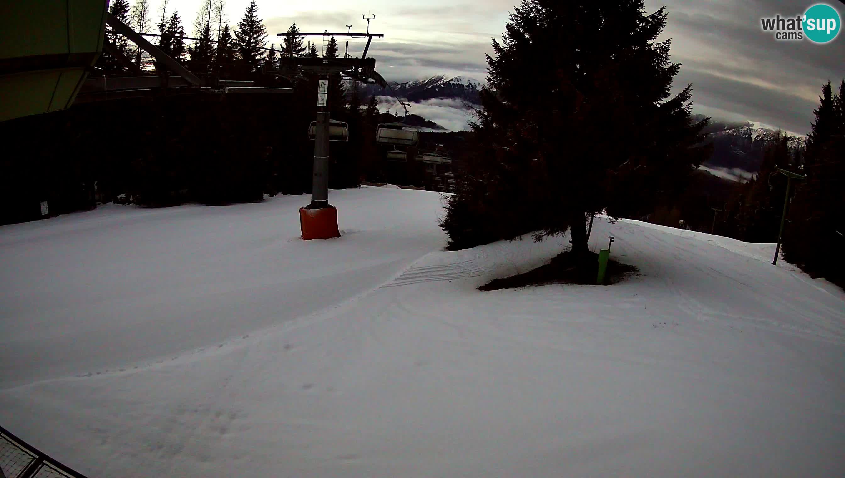 Smušišče Cerkno spletna kamera Lom zgornja proga