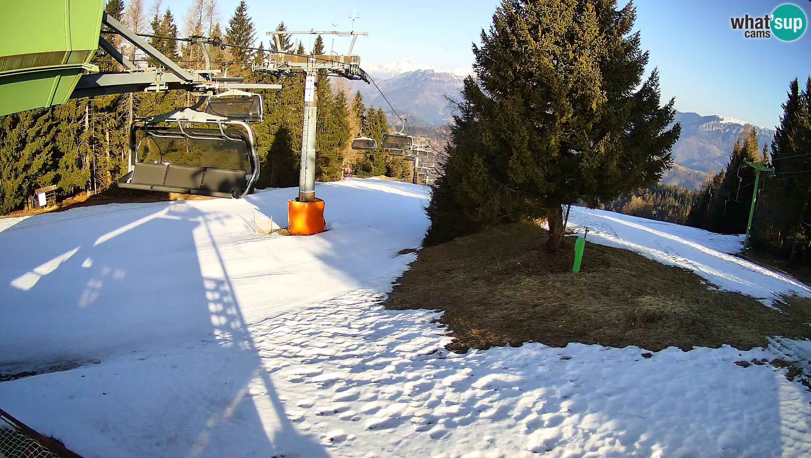 Skijalište Cerkno web kamera Lom – Slovenija