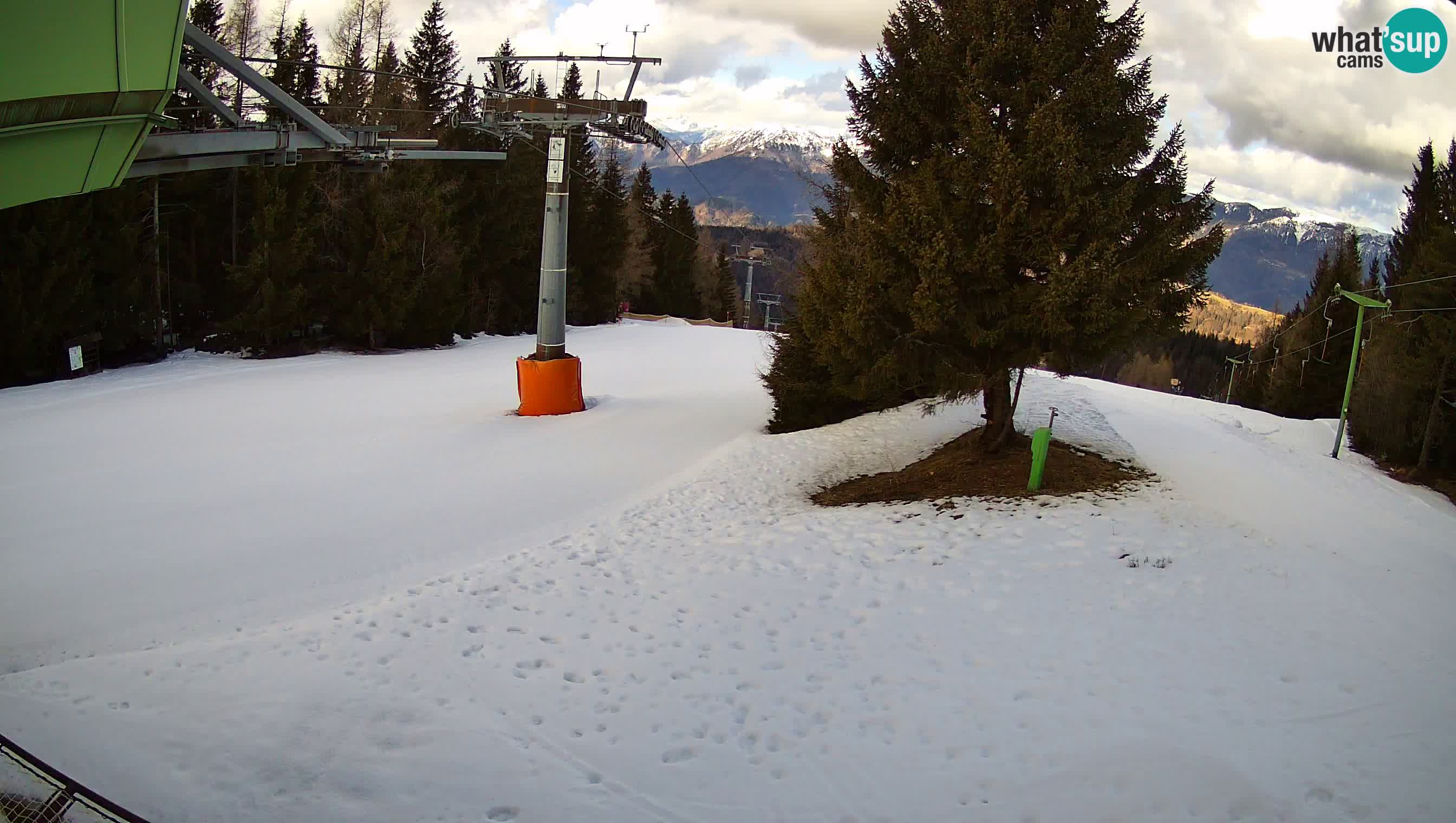 Skizentrum webcam Cerkno Lom – Slowenien