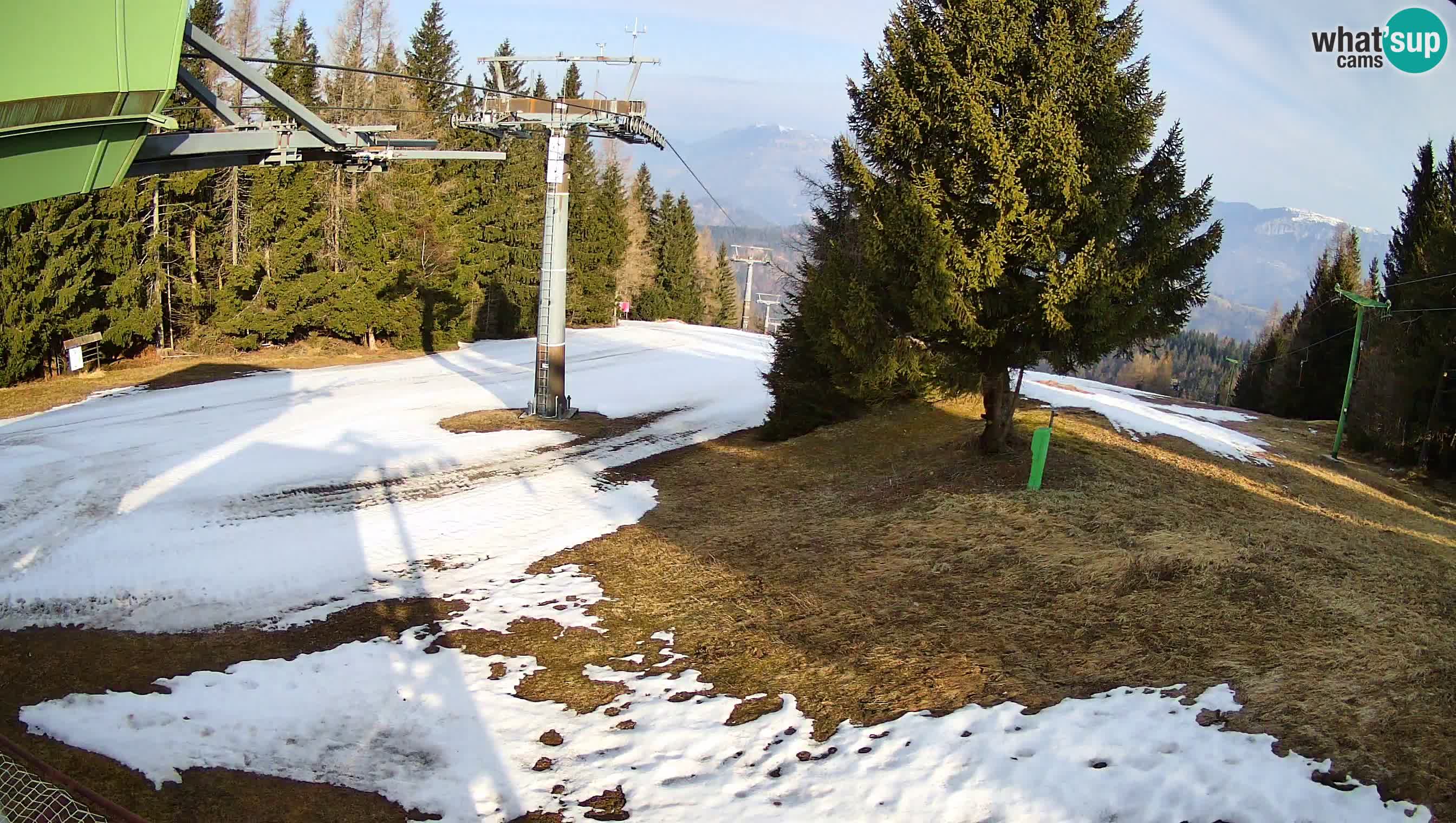 Skijalište Cerkno web kamera Lom – Slovenija