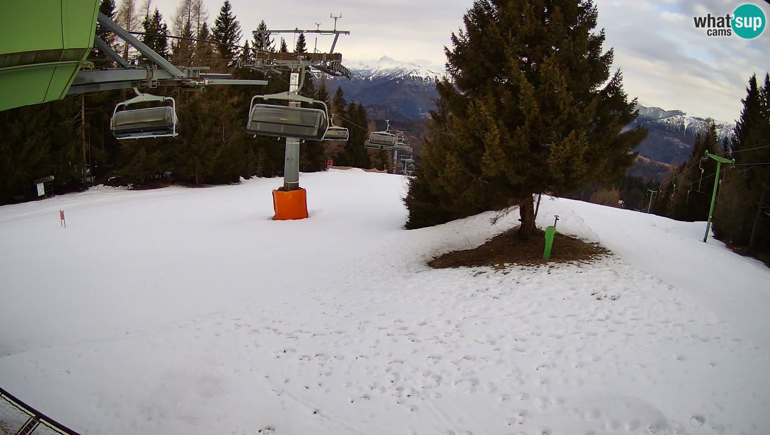 Cámara en vivo Estación de esquí de Cerkno Lom – Eslovenia