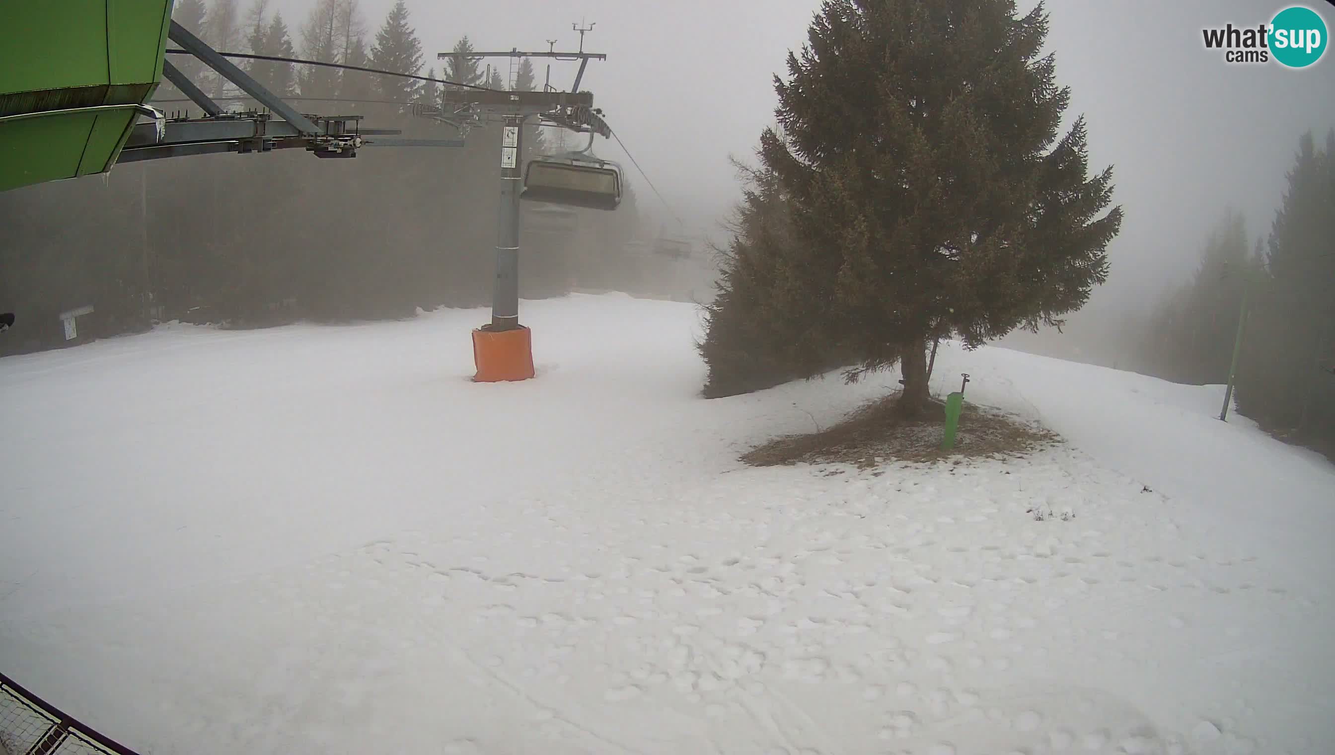 Smušišče Cerkno spletna kamera Lom zgornja proga