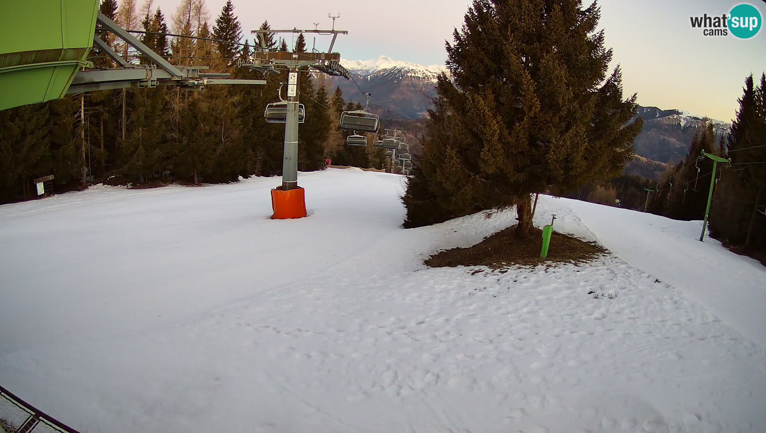 Cámara en vivo Estación de esquí de Cerkno Lom – Eslovenia