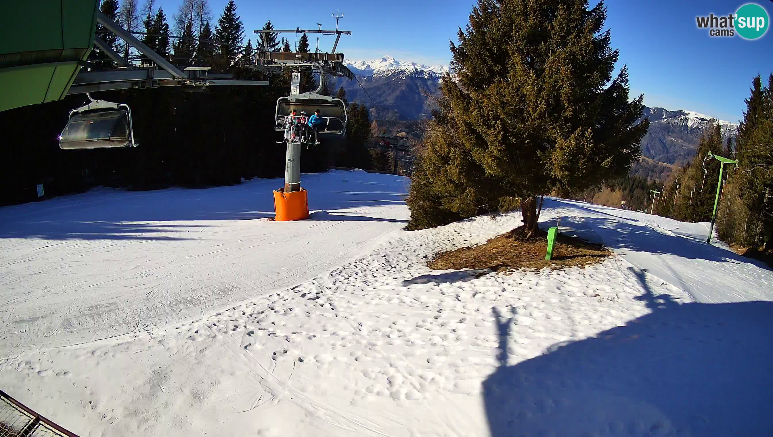 Skijalište Cerkno web kamera Lom – Slovenija