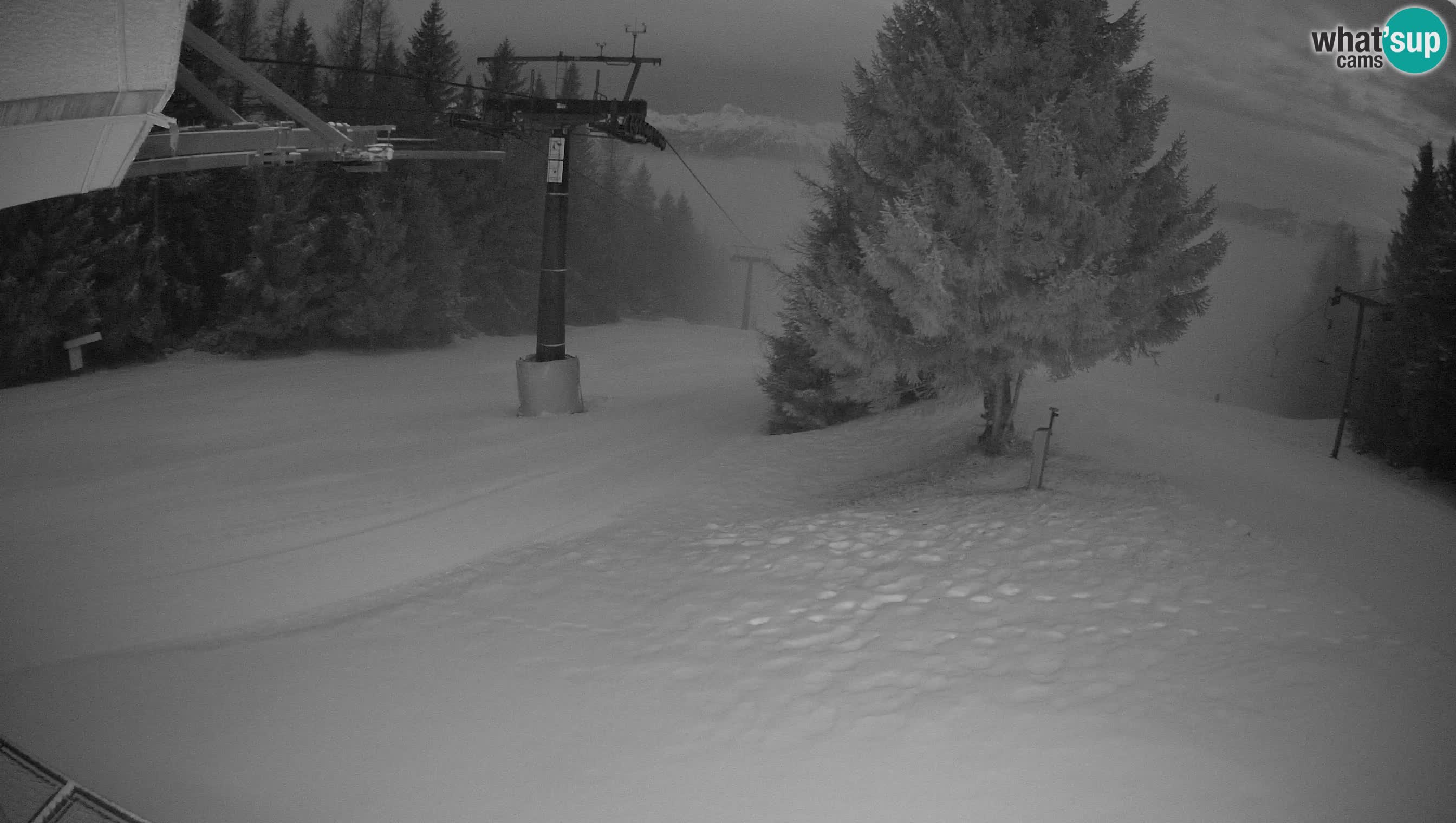 Skijalište Cerkno web kamera Lom – Slovenija