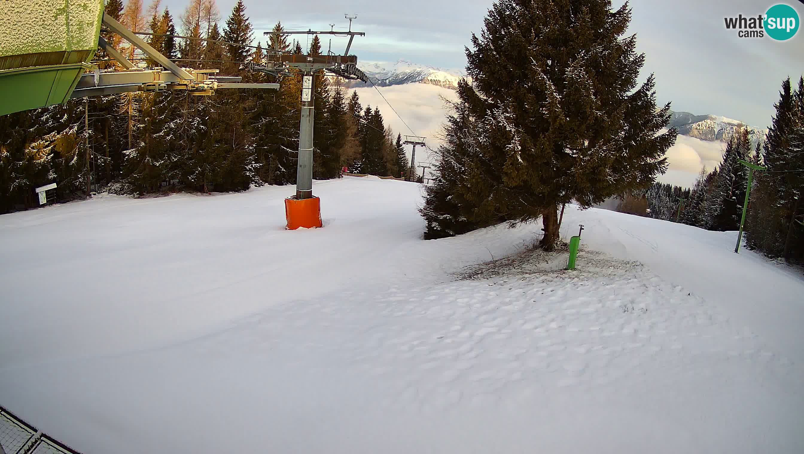 Smušišče Cerkno spletna kamera Lom zgornja proga