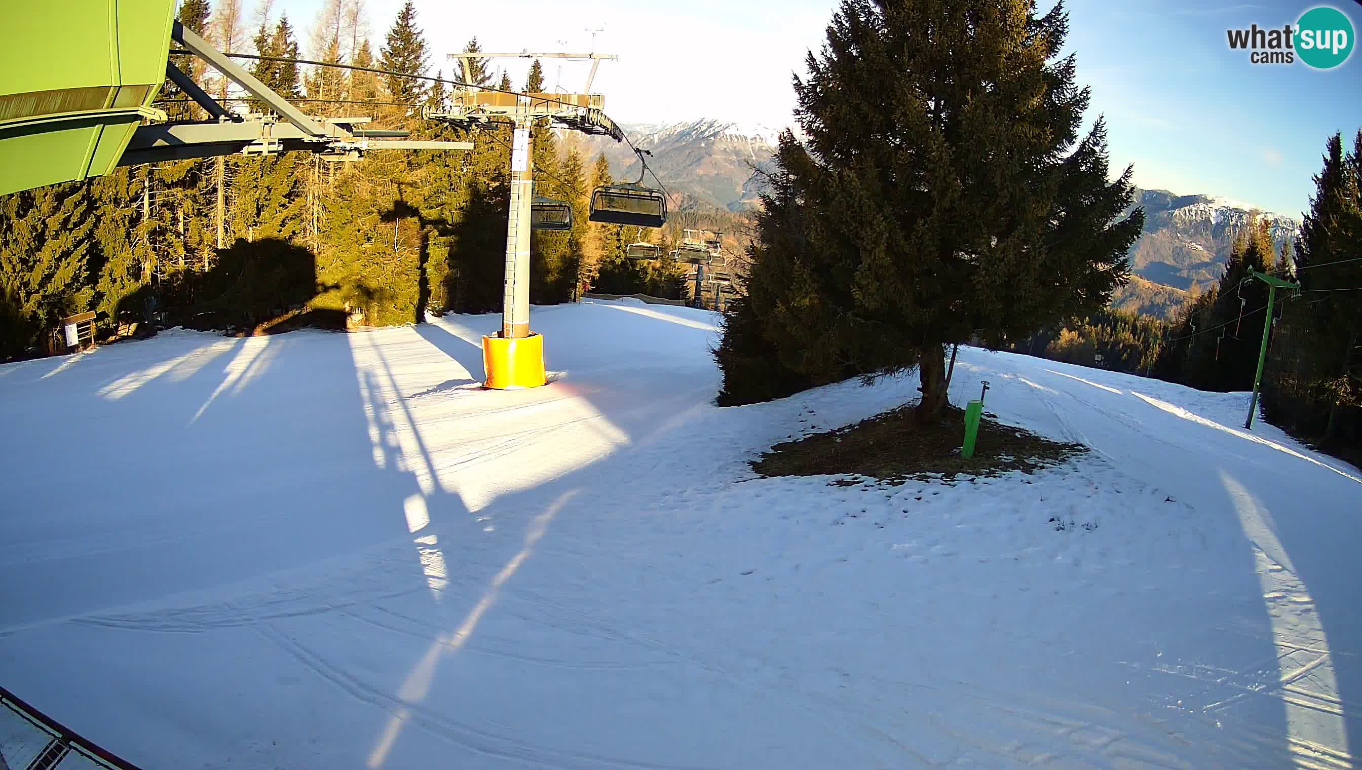 Skijalište Cerkno web kamera Lom – Slovenija