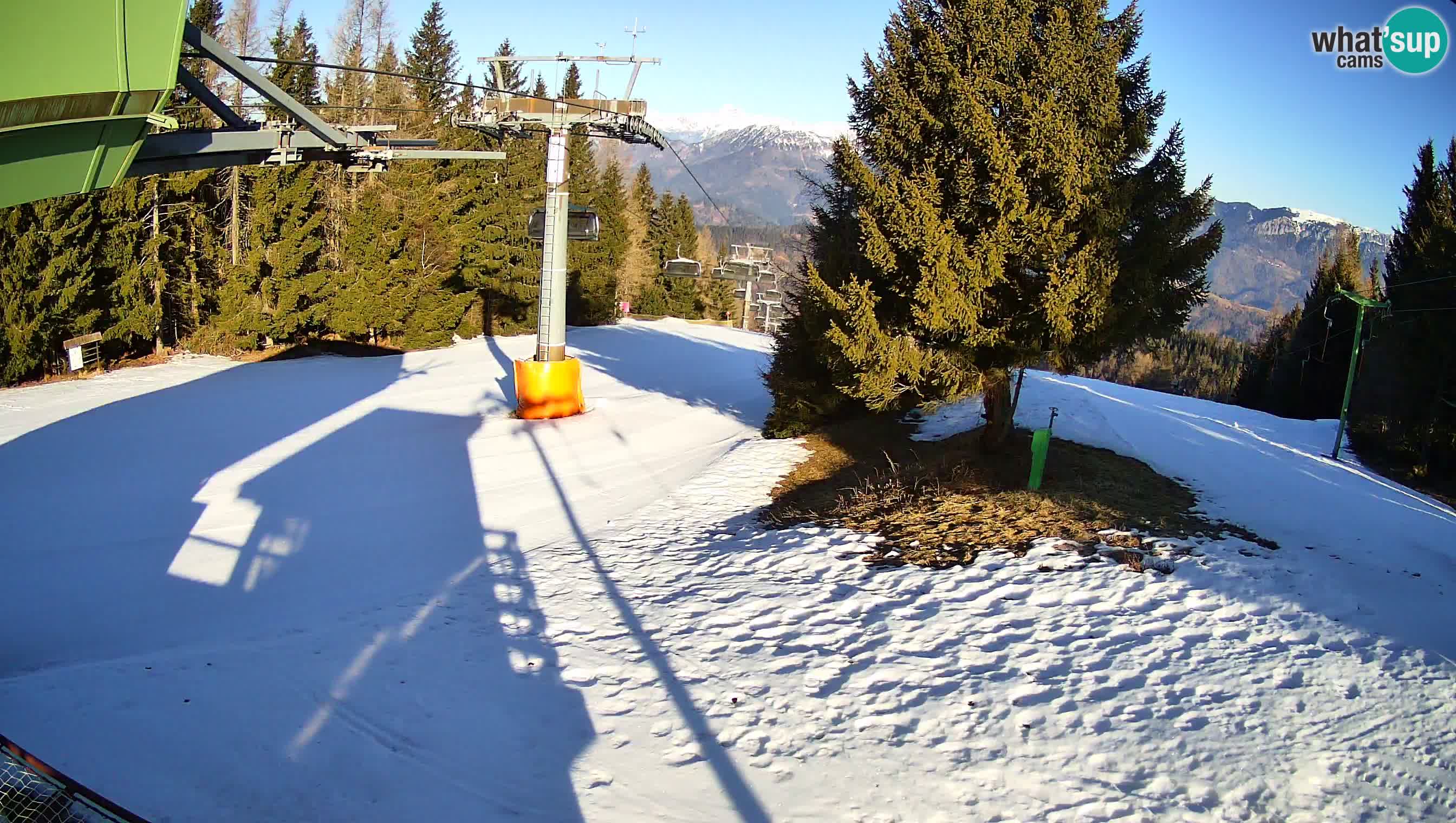 Smušišče Cerkno spletna kamera Lom zgornja proga