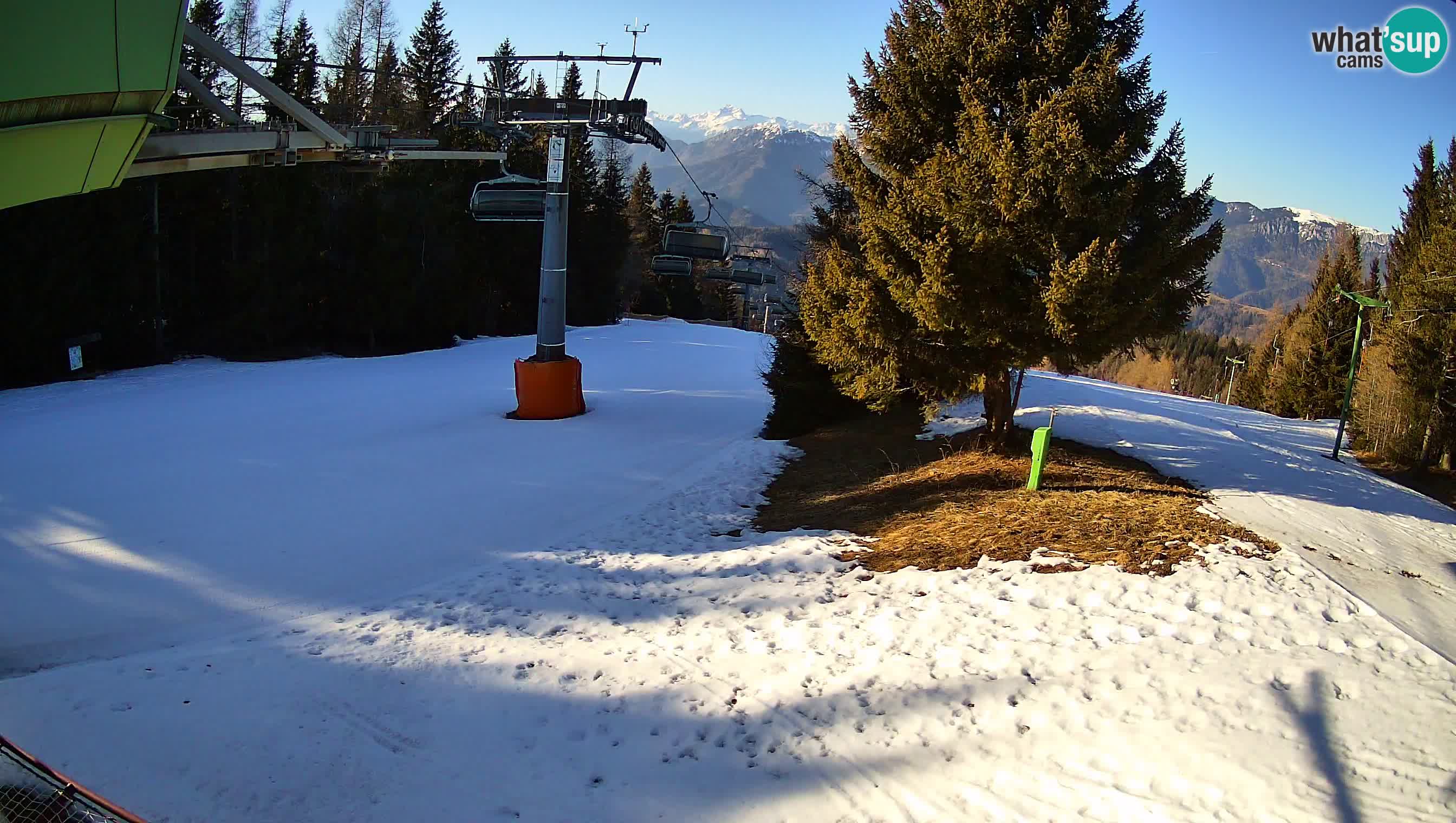 Skijalište Cerkno web kamera Lom – Slovenija