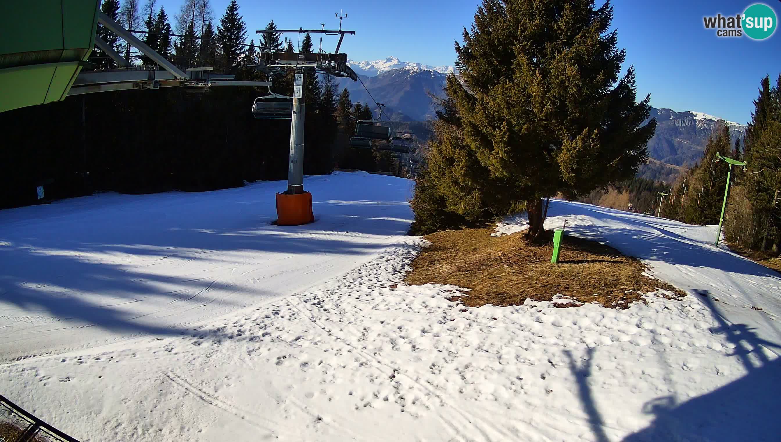 Skizentrum webcam Cerkno Lom – Slowenien