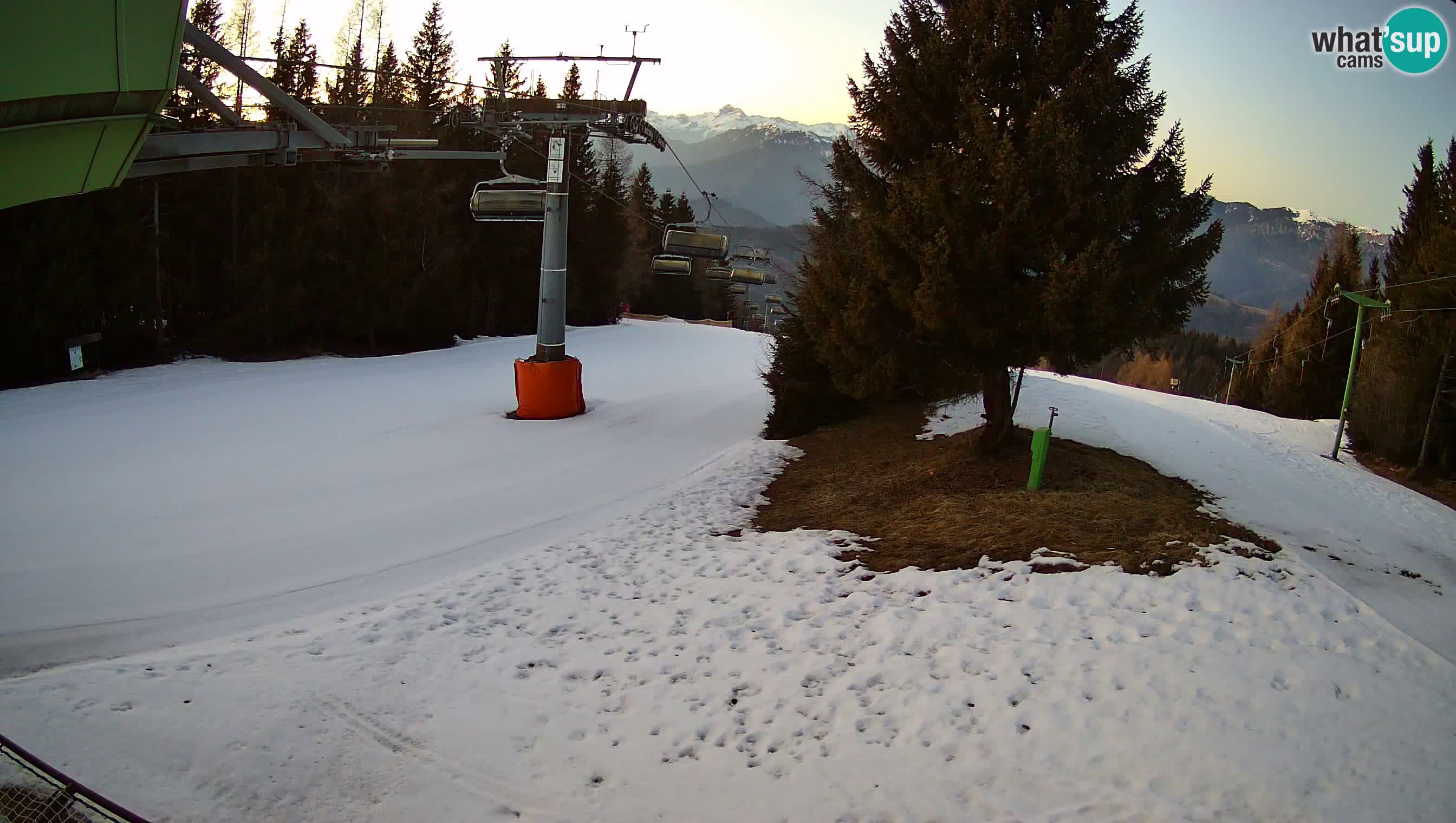 Cámara en vivo Estación de esquí de Cerkno Lom – Eslovenia