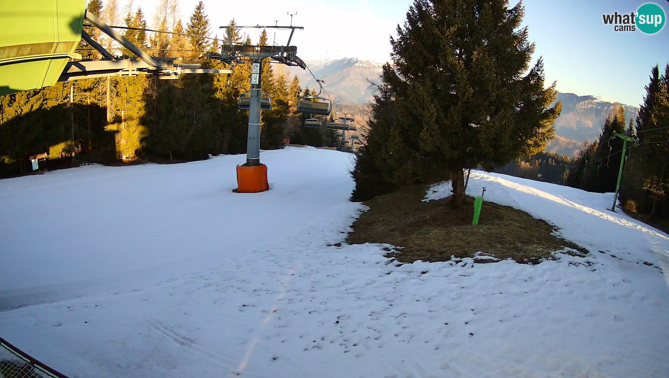 Skizentrum webcam Cerkno Lom – Slowenien