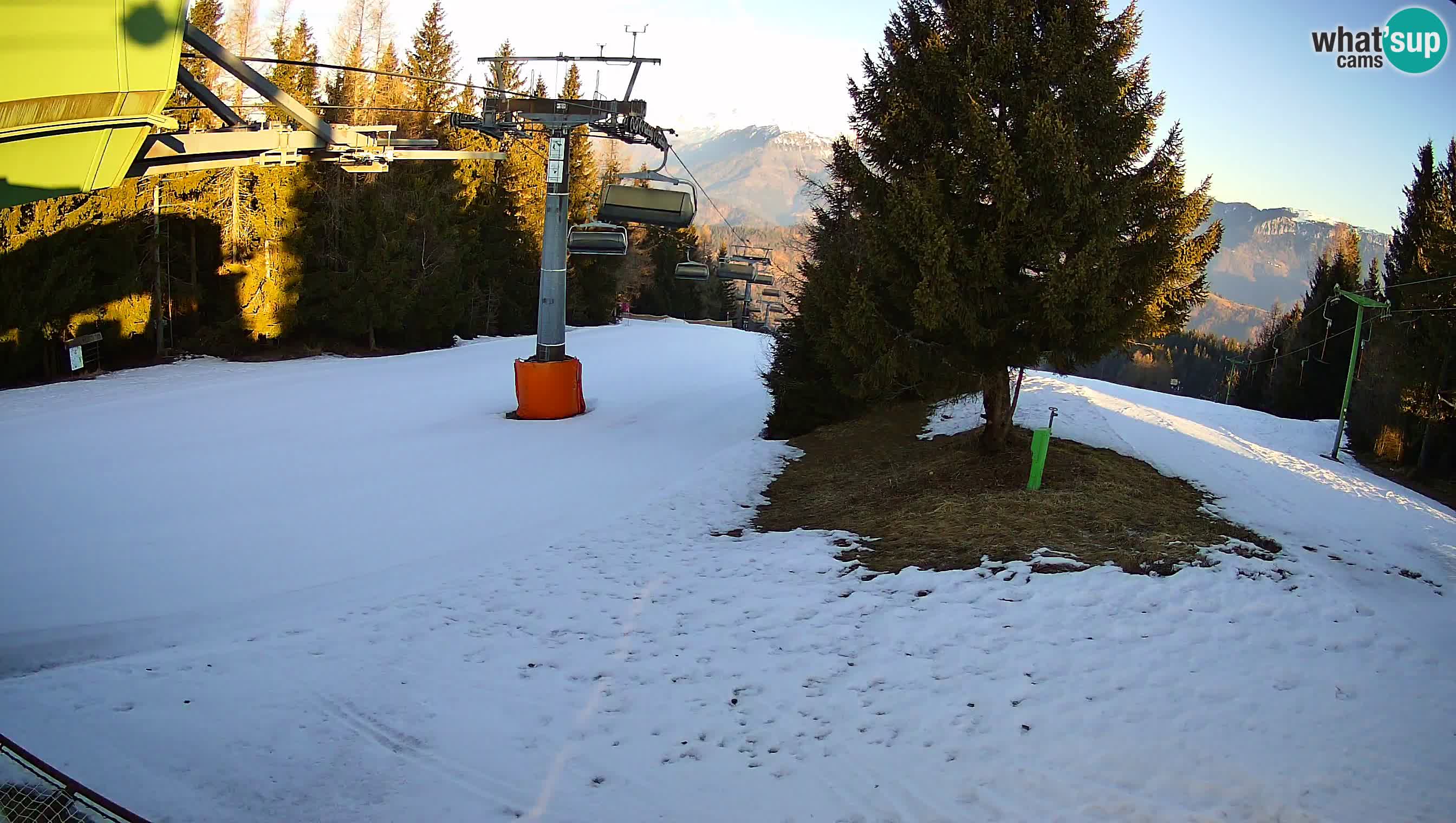 Smušišče Cerkno spletna kamera Lom zgornja proga