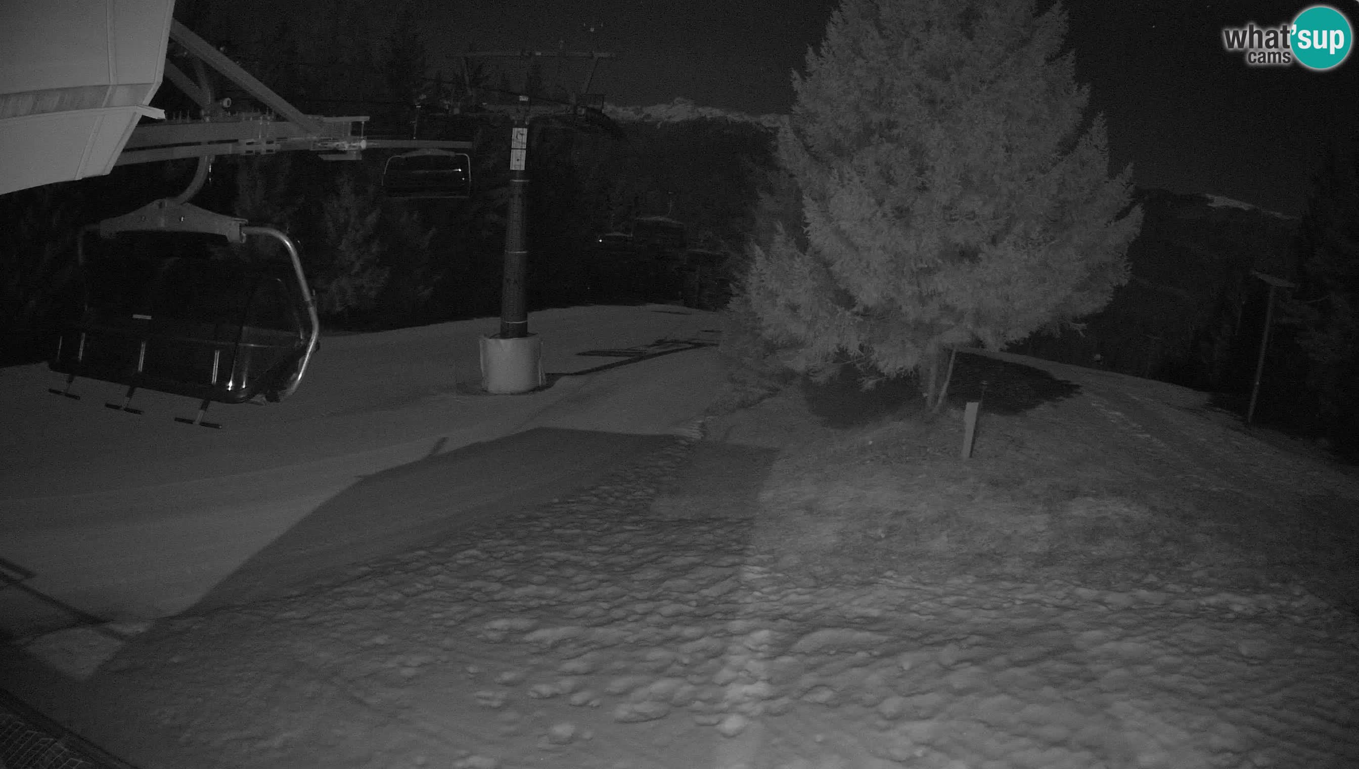 Smušišče Cerkno spletna kamera Lom zgornja proga