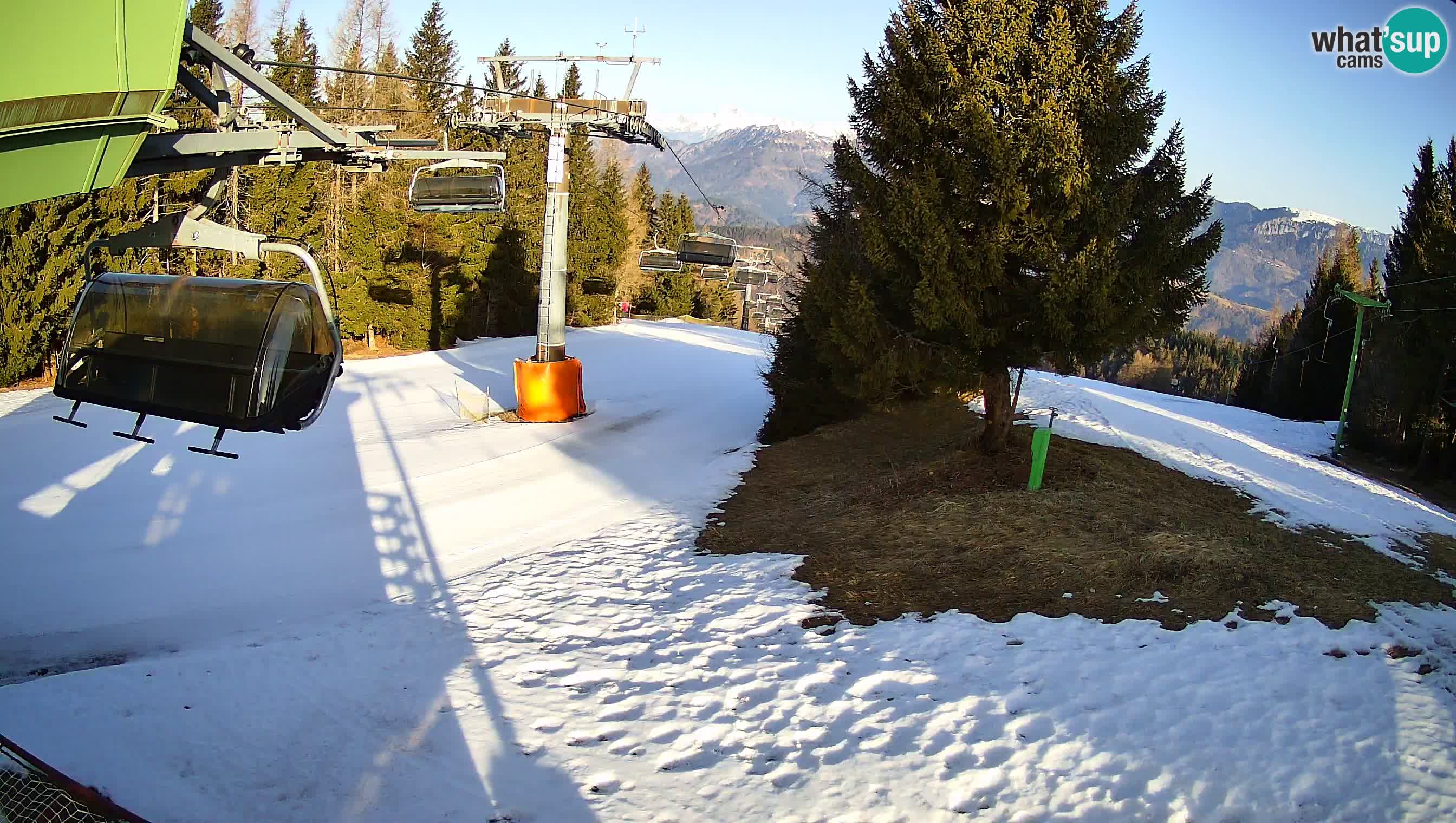 Skijalište Cerkno web kamera Lom – Slovenija