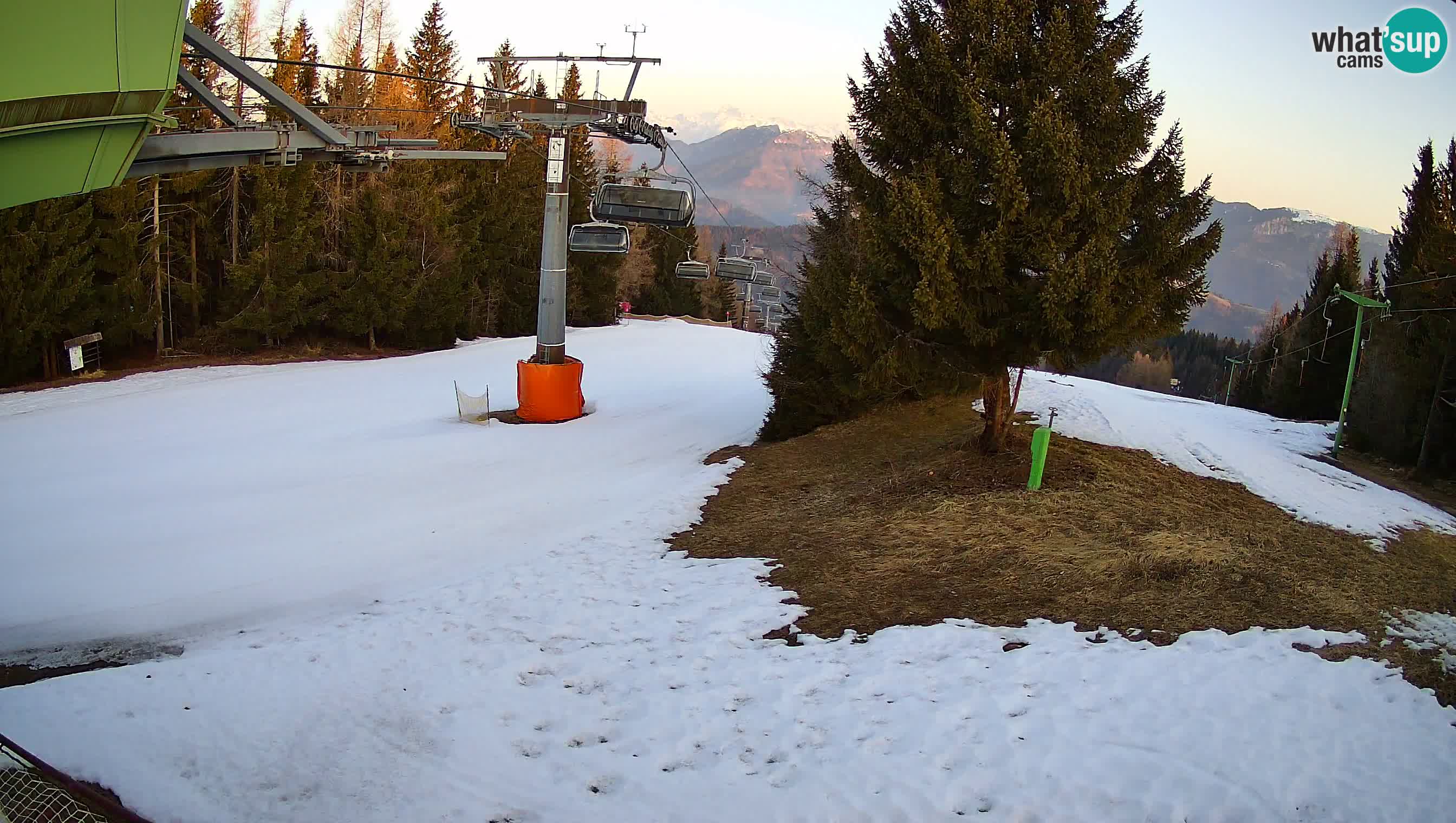 Cámara en vivo Estación de esquí de Cerkno Lom – Eslovenia