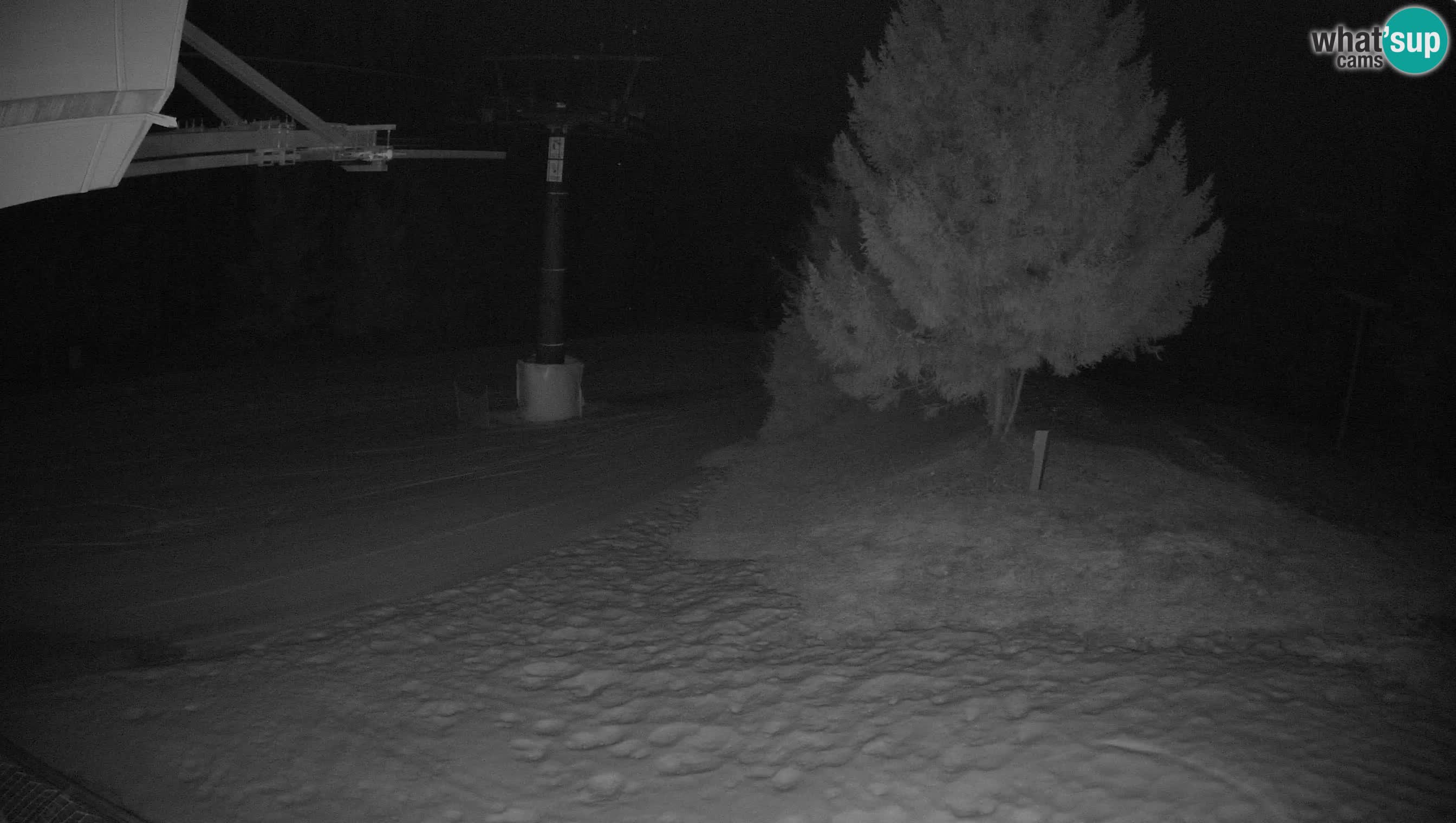 Smušišče Cerkno spletna kamera Lom zgornja proga