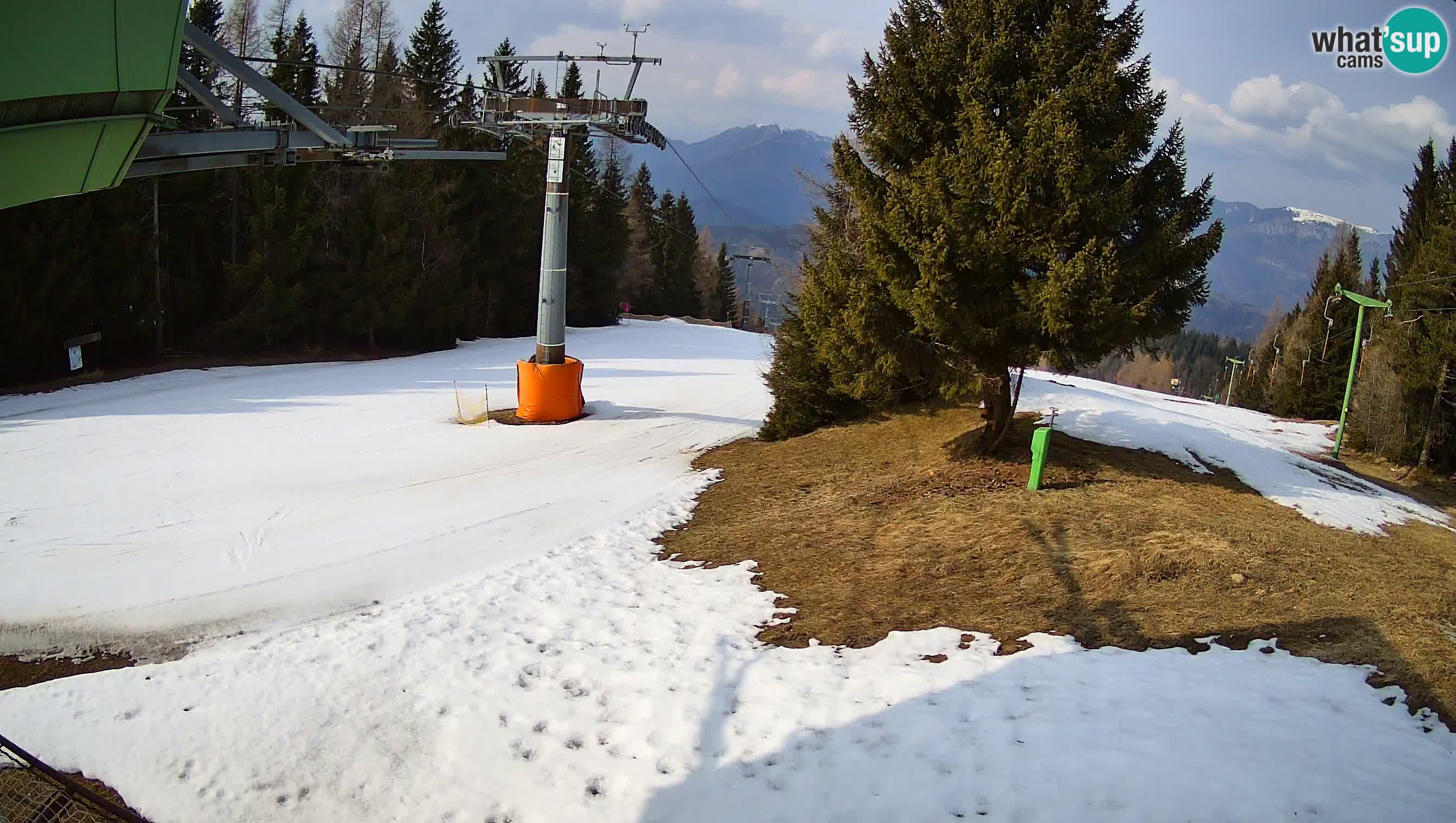 Skijalište Cerkno web kamera Lom – Slovenija