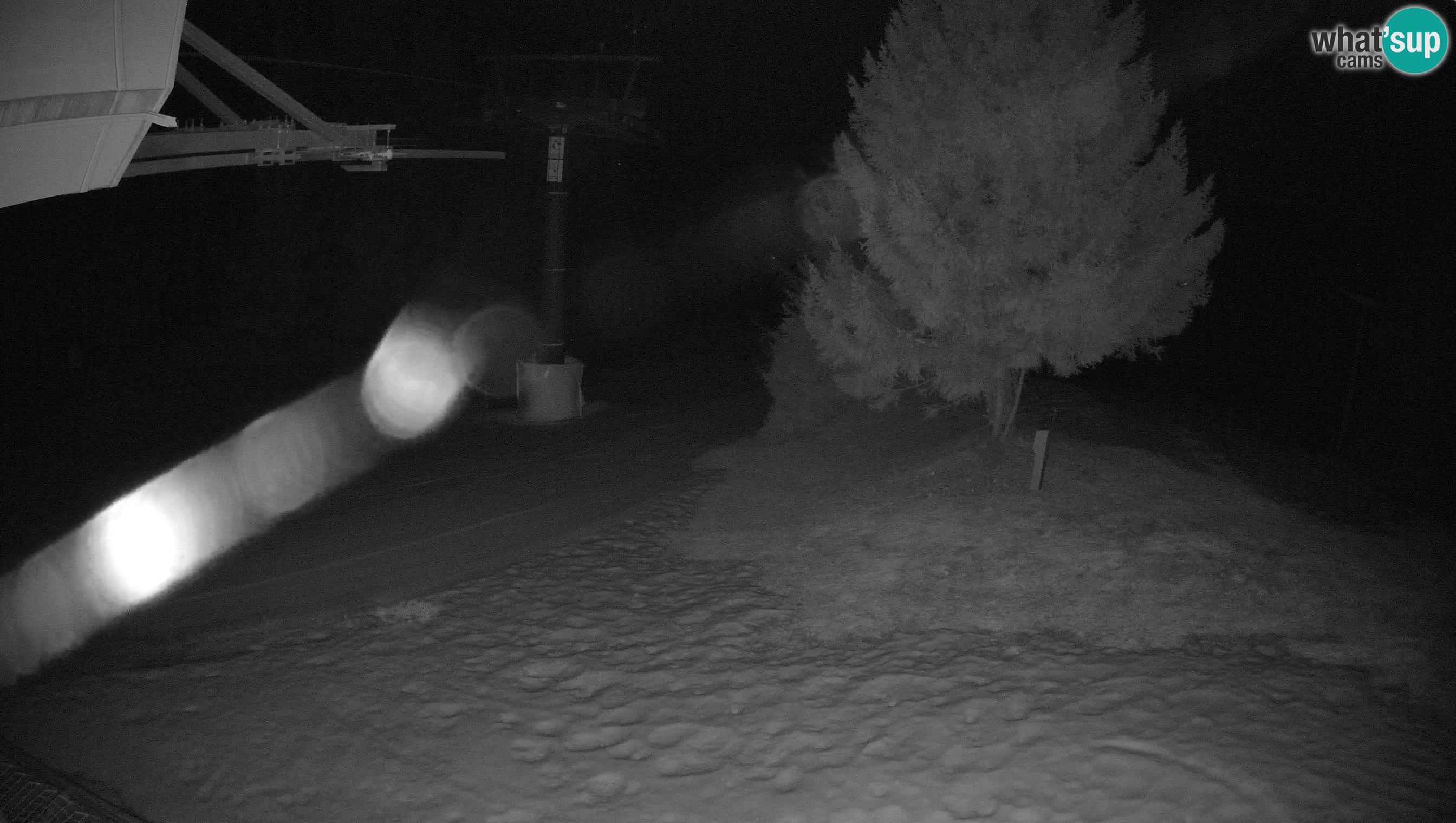 Smušišče Cerkno spletna kamera Lom zgornja proga