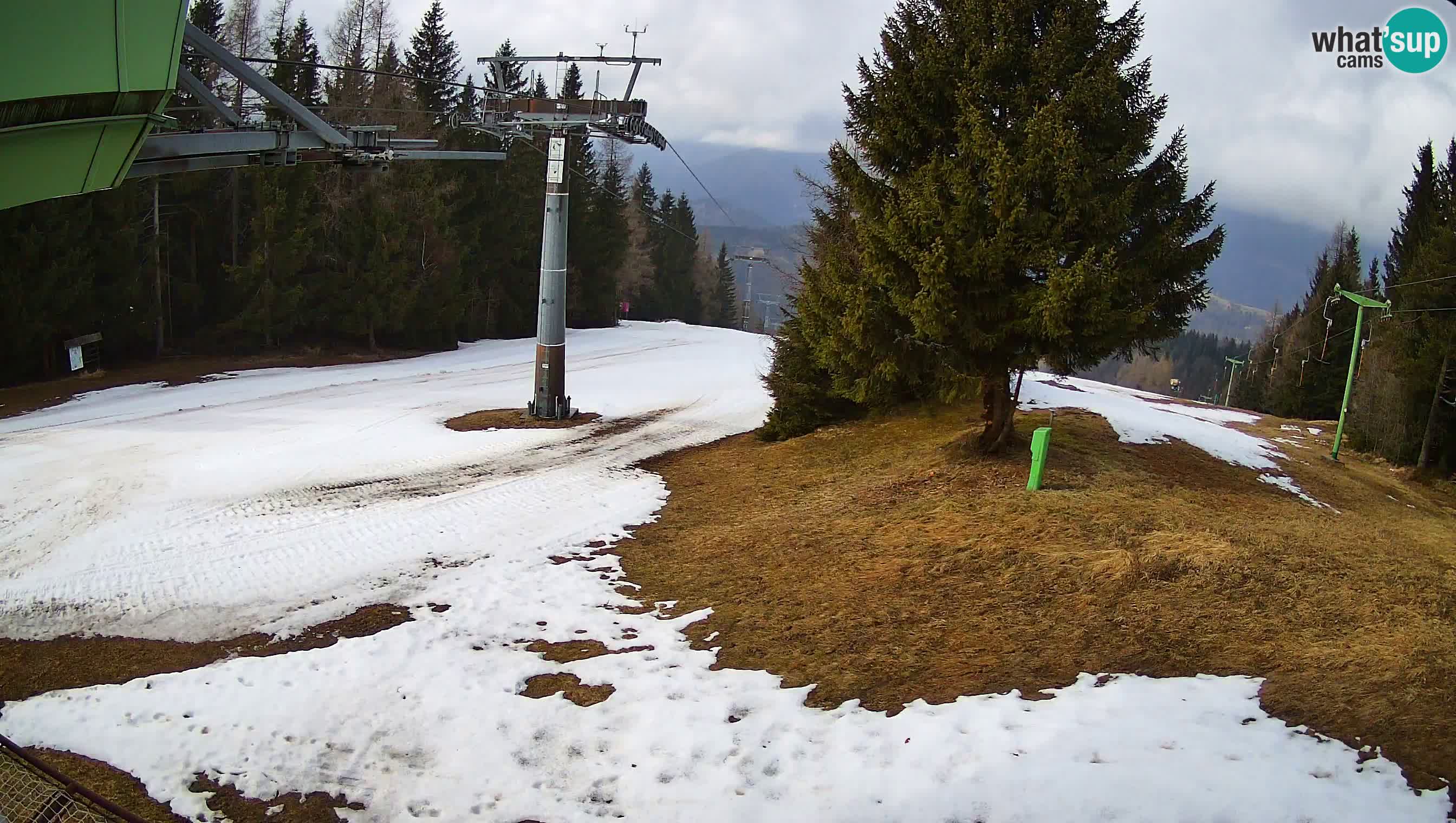 Skijalište Cerkno web kamera Lom – Slovenija