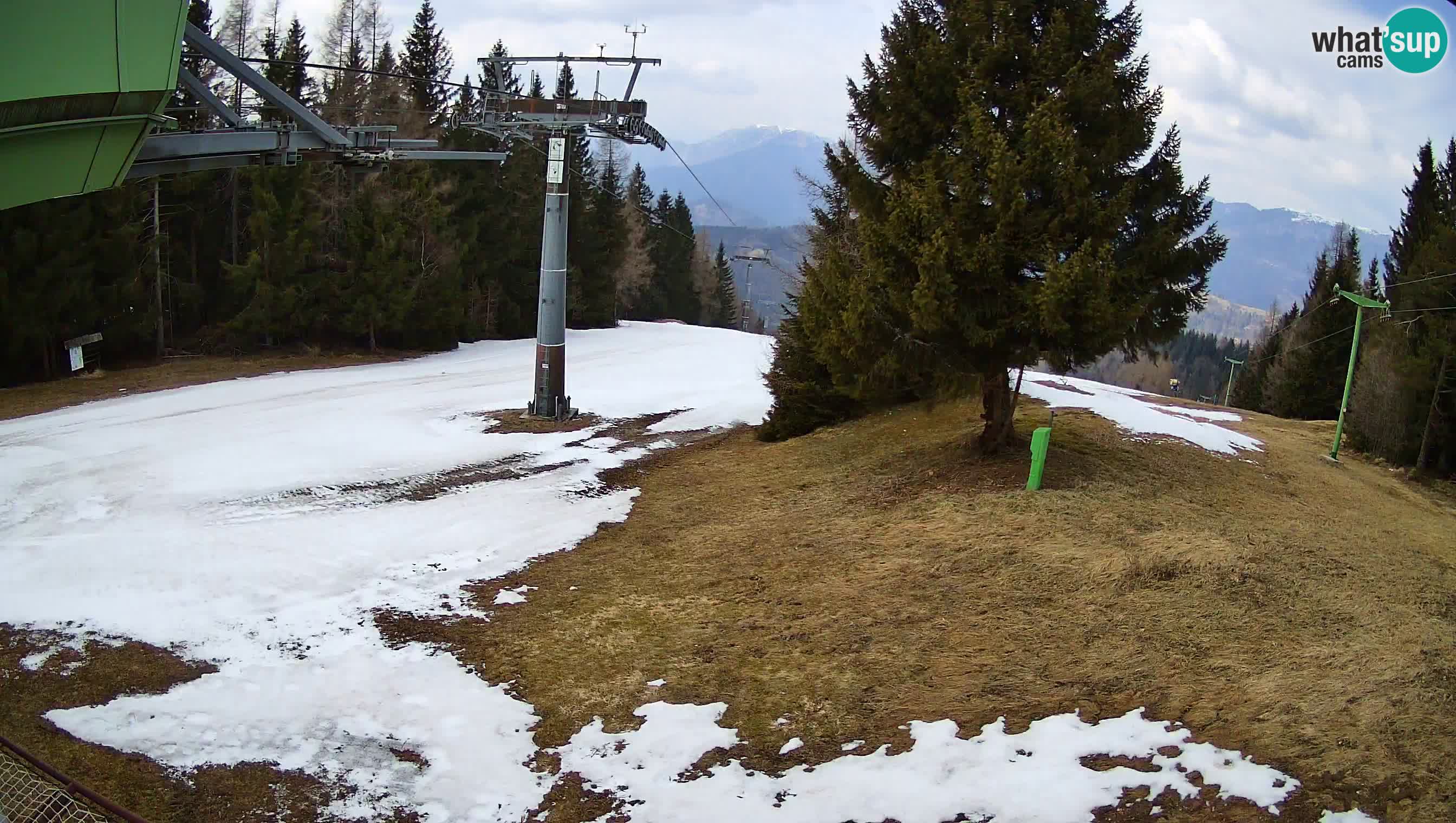 Smušišče Cerkno spletna kamera Lom zgornja proga