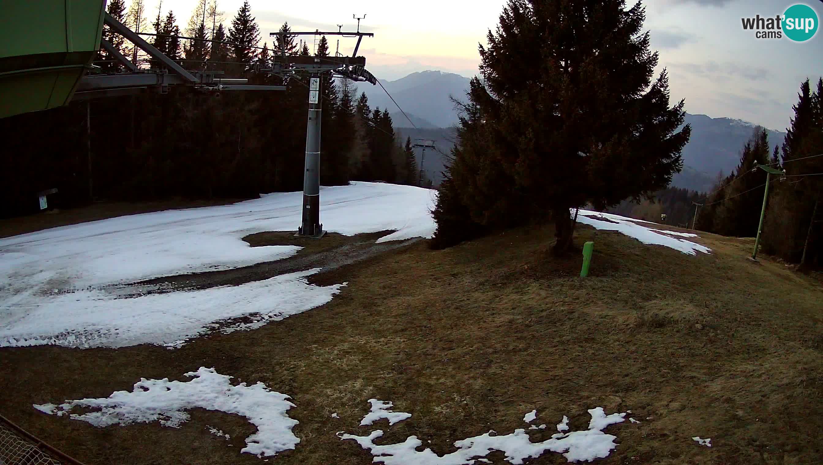 Cámara en vivo Estación de esquí de Cerkno Lom – Eslovenia