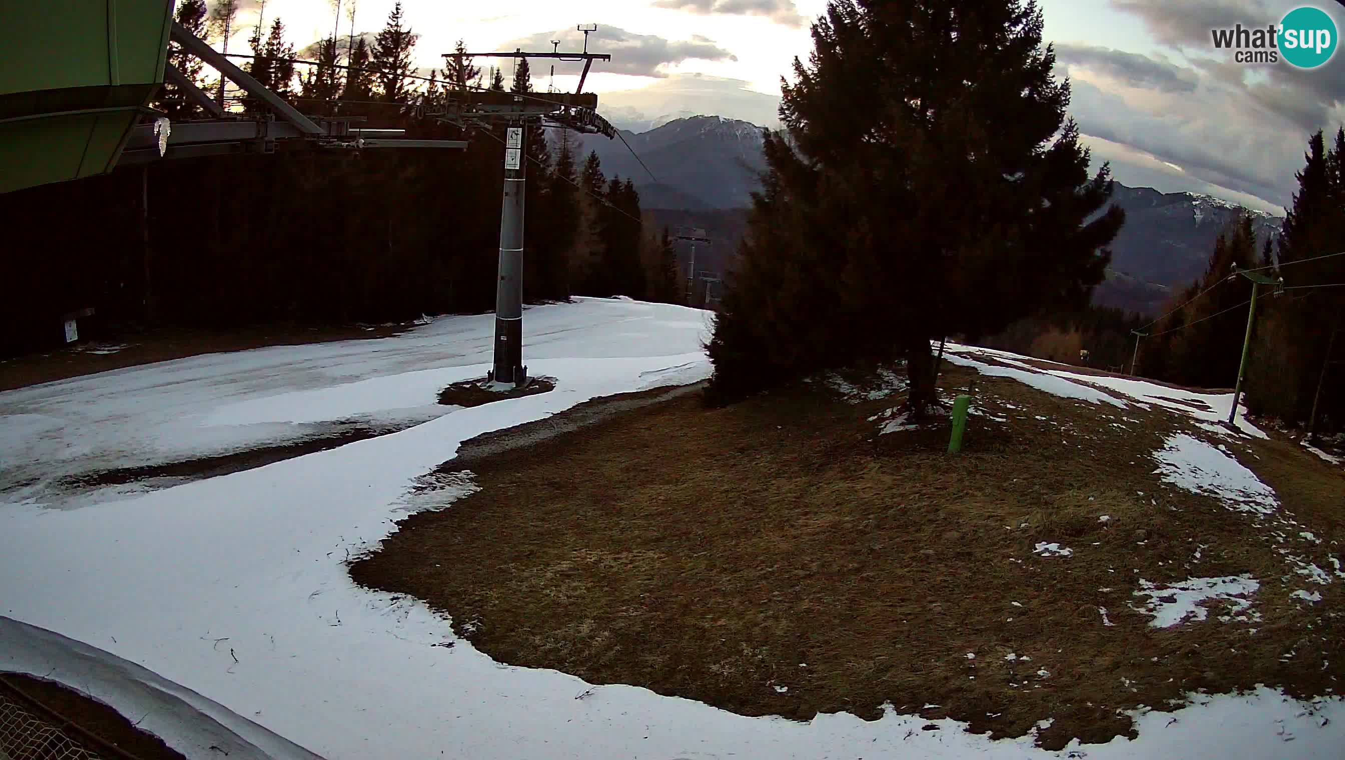 Skizentrum webcam Cerkno Lom – Slowenien