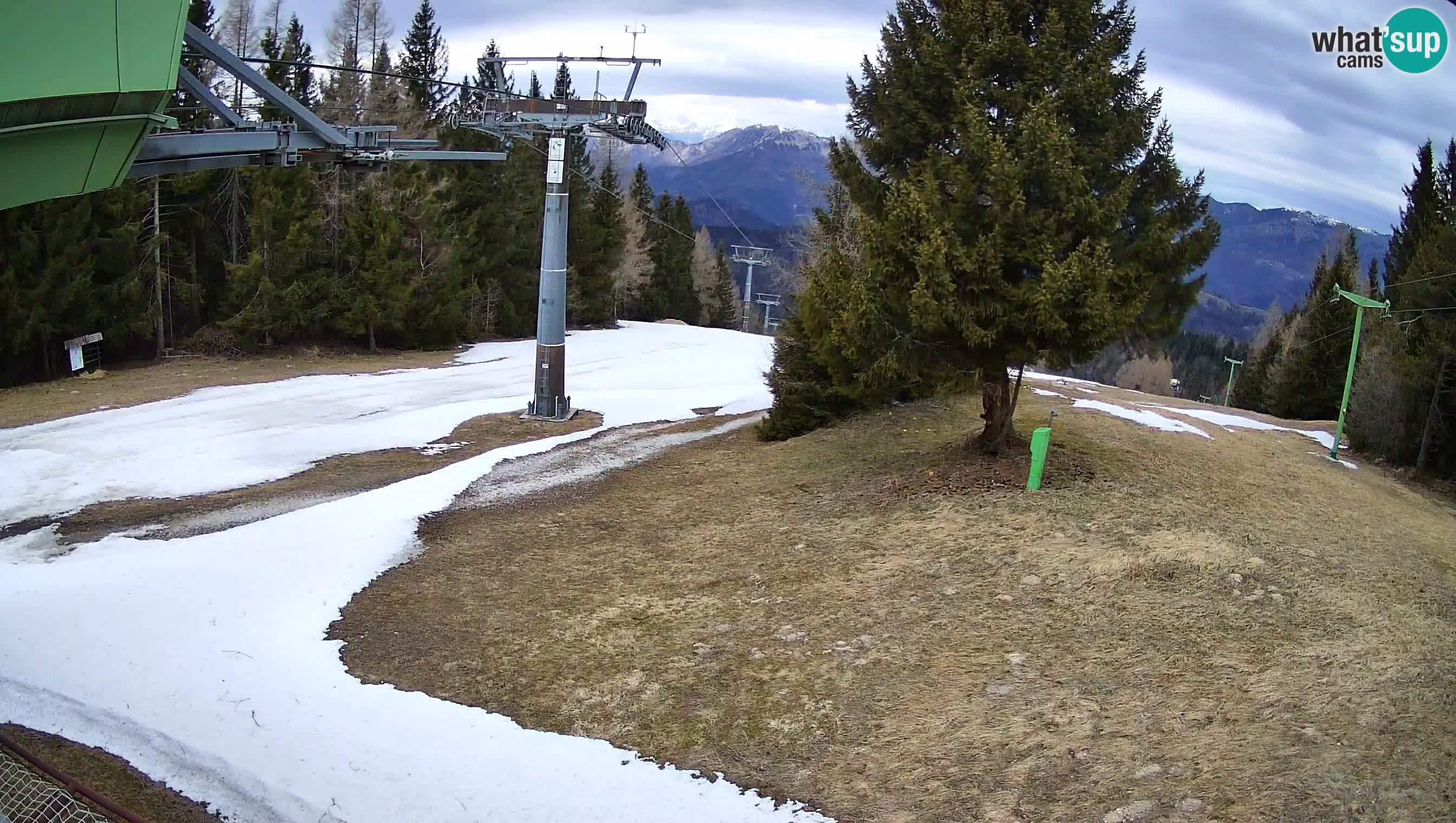 Smušišče Cerkno spletna kamera Lom zgornja proga
