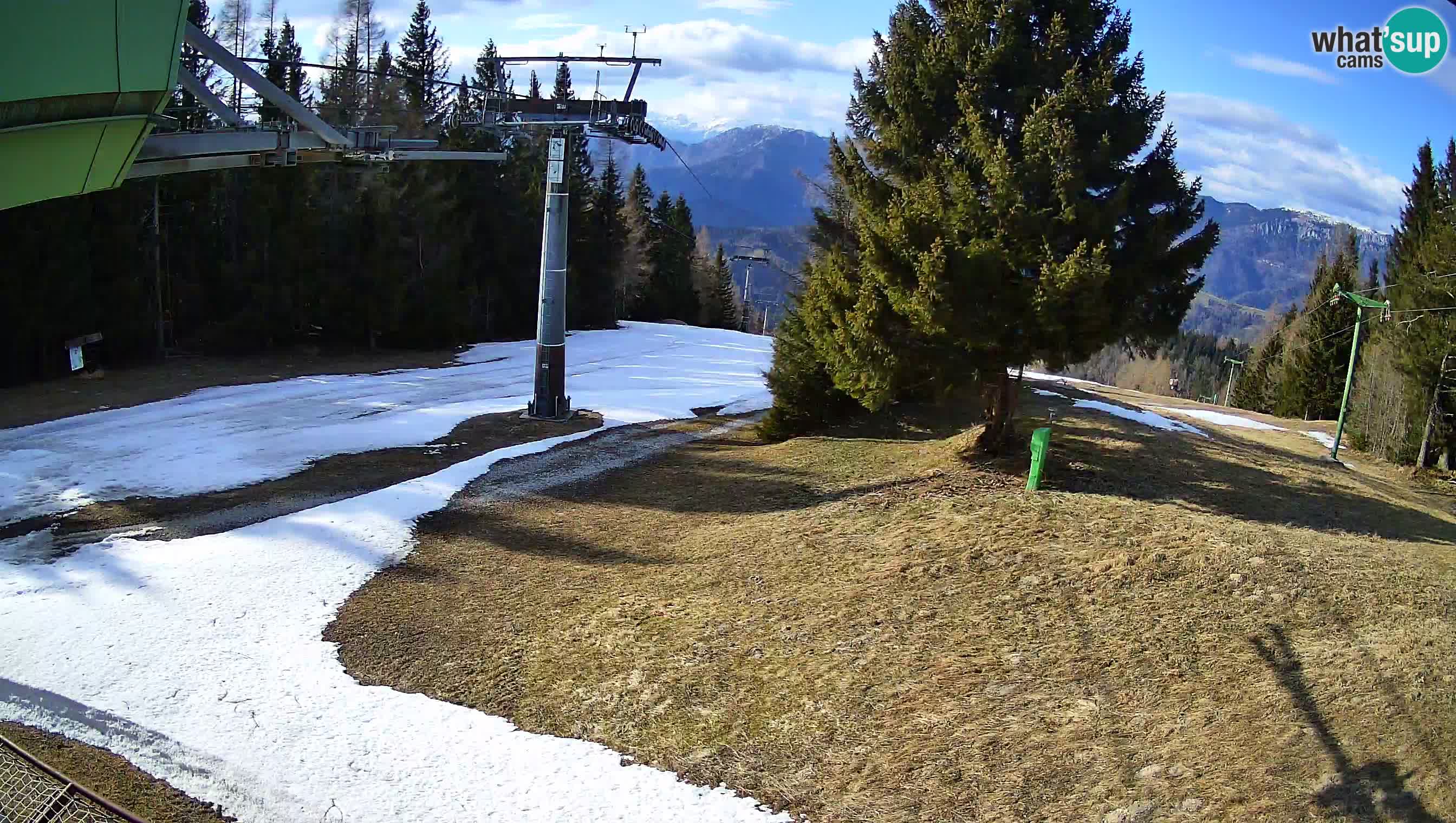 Smušišče Cerkno spletna kamera Lom zgornja proga