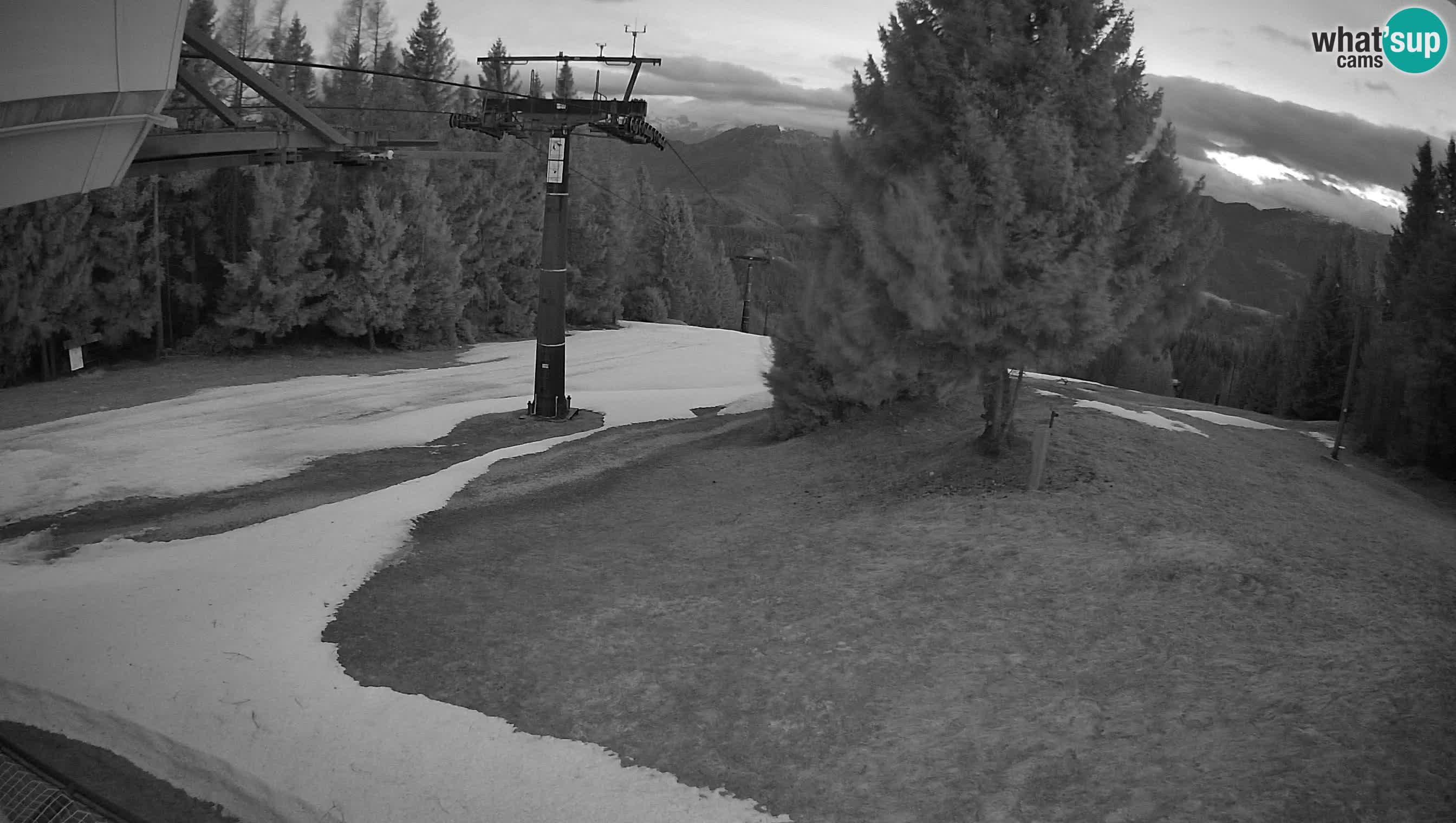 Smušišče Cerkno spletna kamera Lom zgornja proga