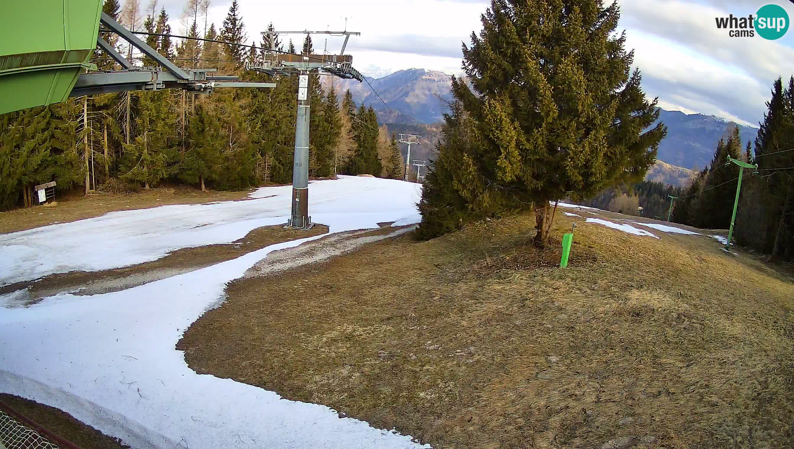 Skijalište Cerkno web kamera Lom – Slovenija