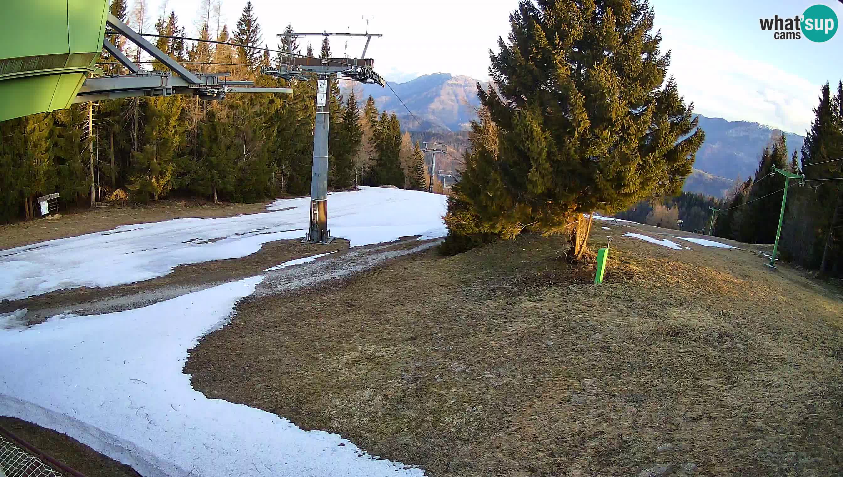 Cámara en vivo Estación de esquí de Cerkno Lom – Eslovenia