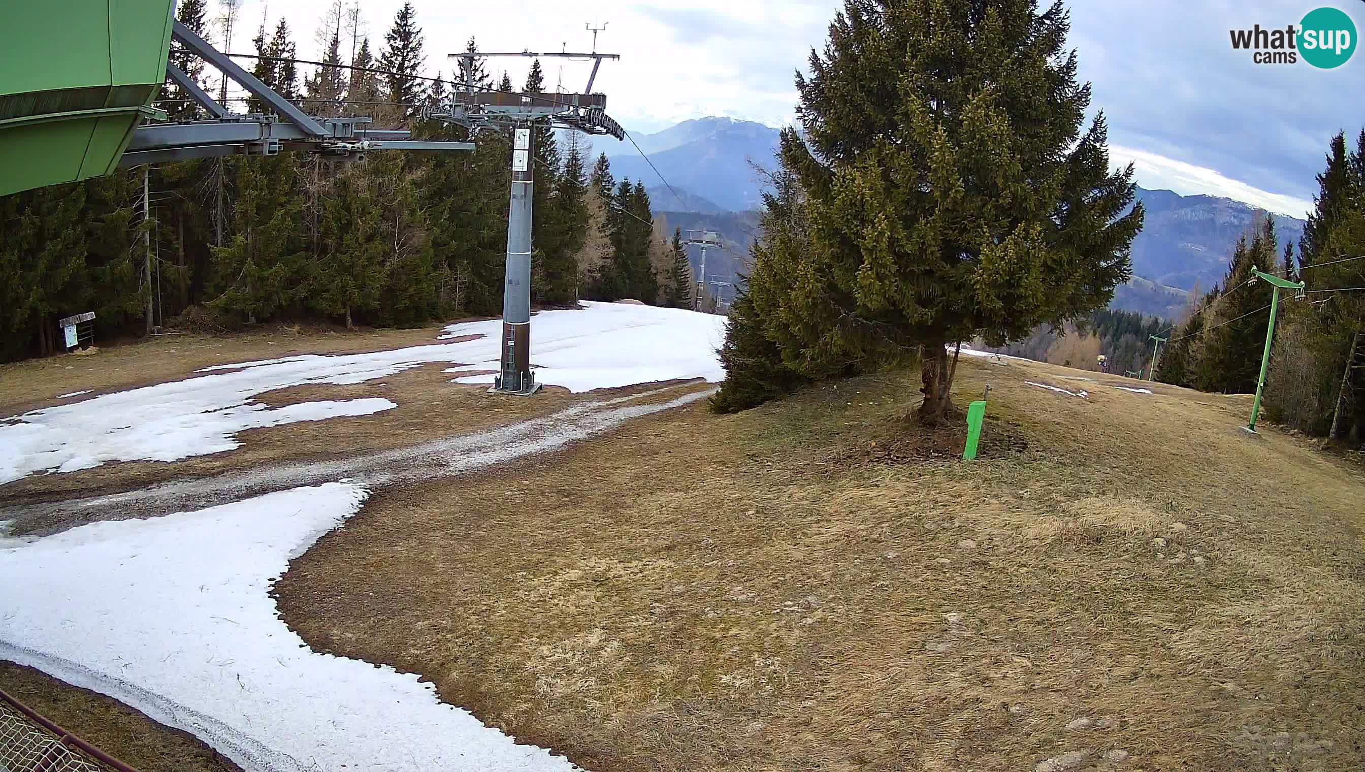 Smušišče Cerkno spletna kamera Lom zgornja proga
