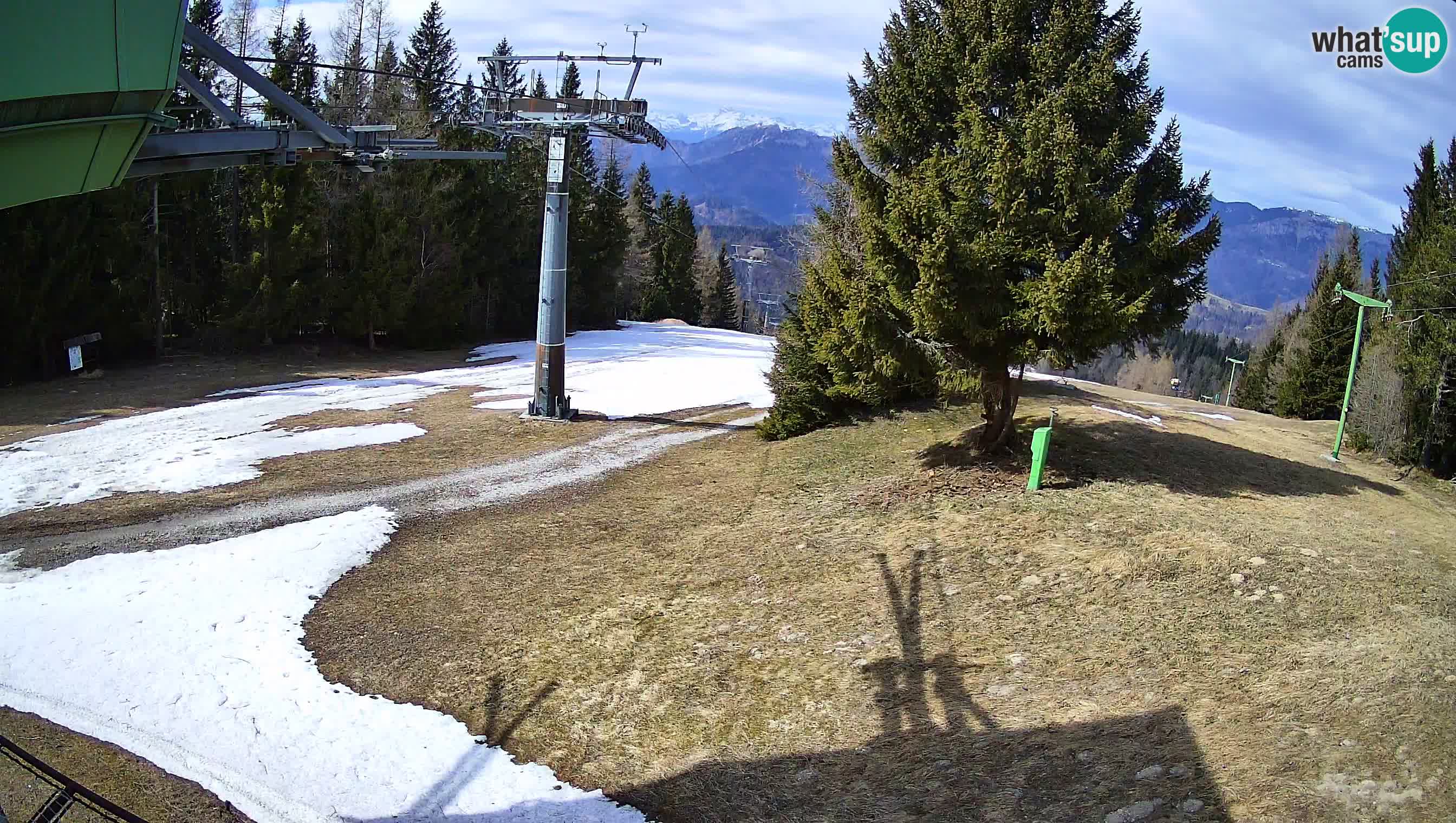 Skijalište Cerkno web kamera Lom – Slovenija