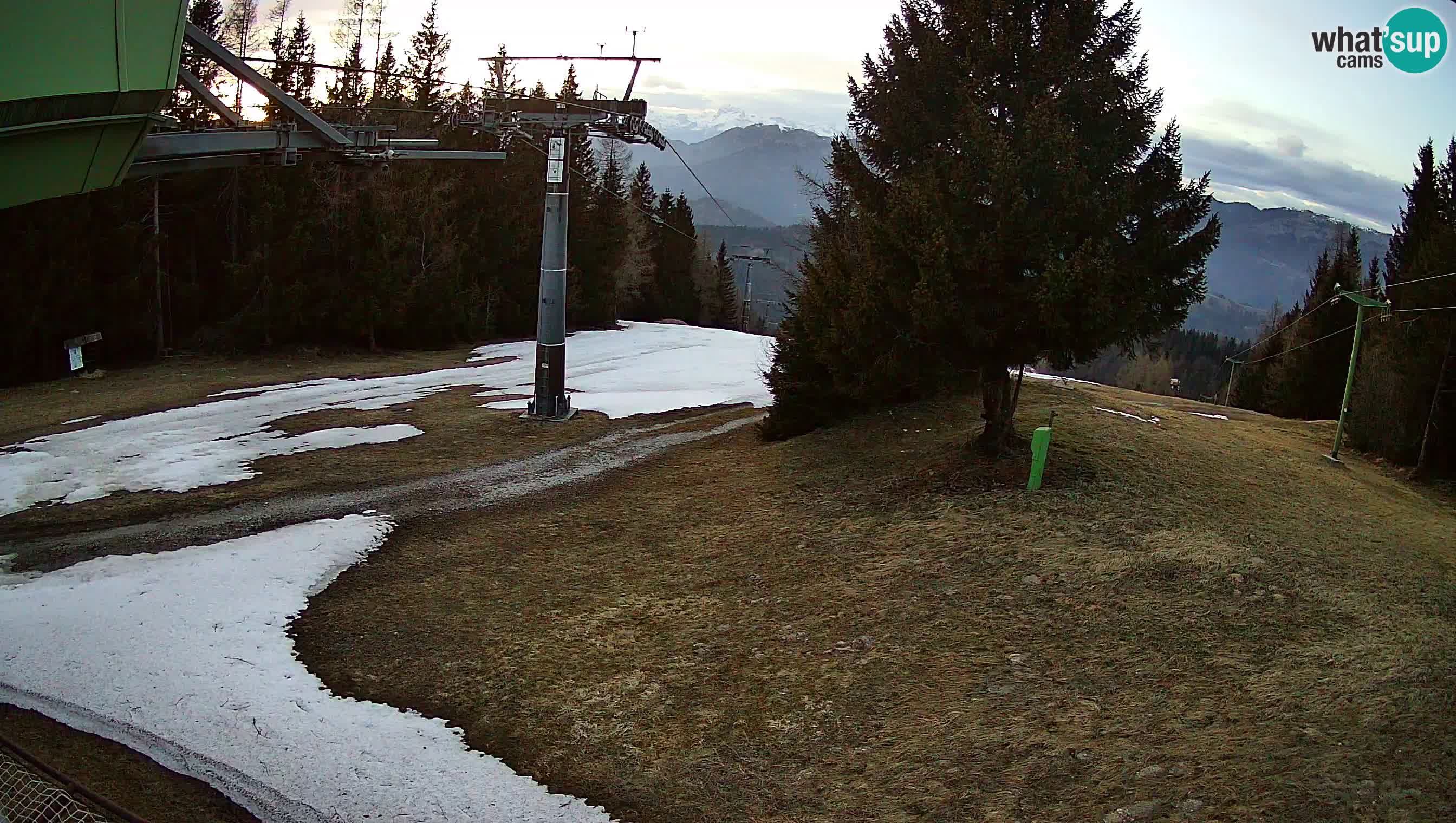 Skizentrum webcam Cerkno Lom – Slowenien