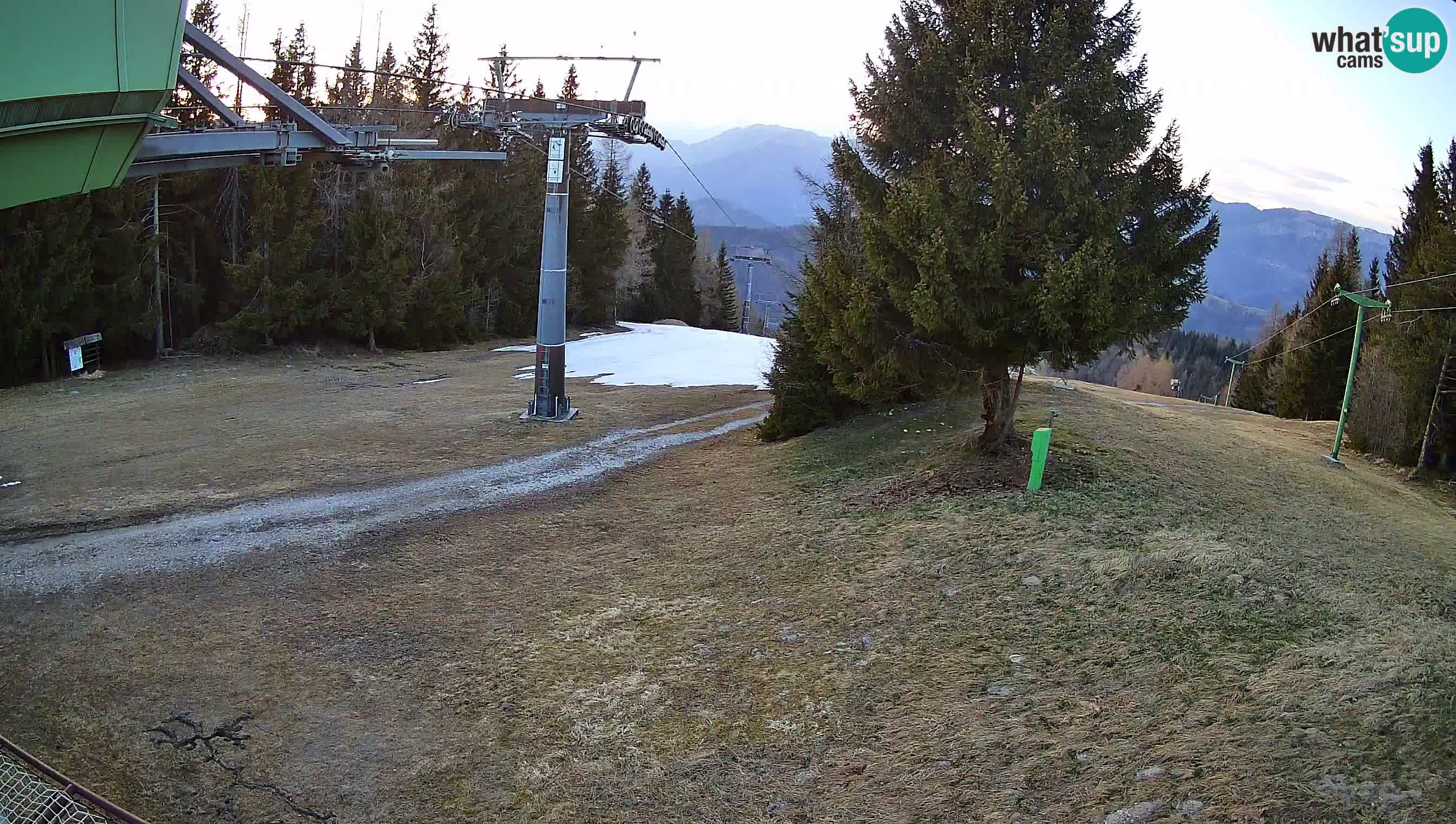 Cámara en vivo Estación de esquí de Cerkno Lom – Eslovenia