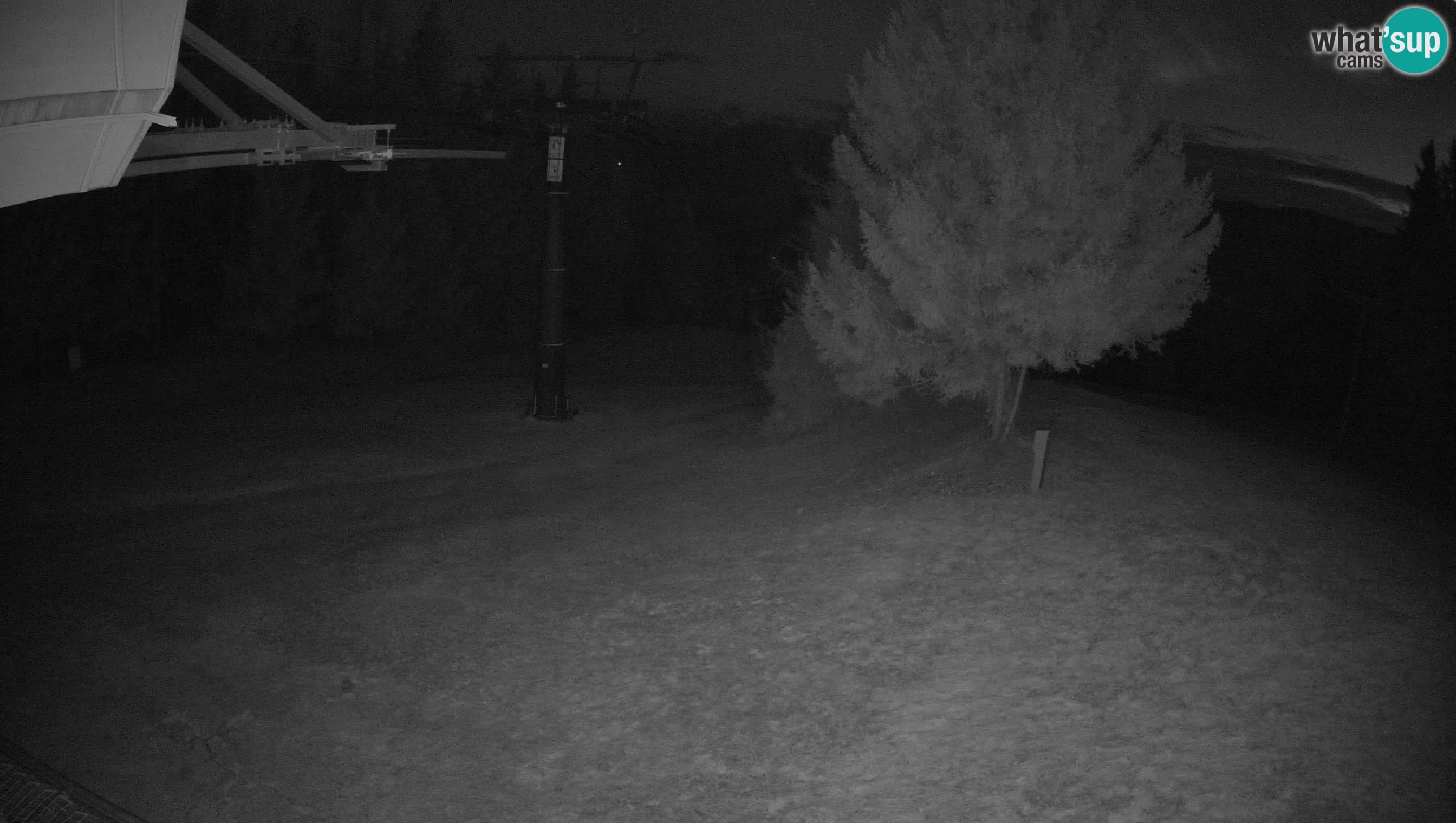 Smušišče Cerkno spletna kamera Lom zgornja proga