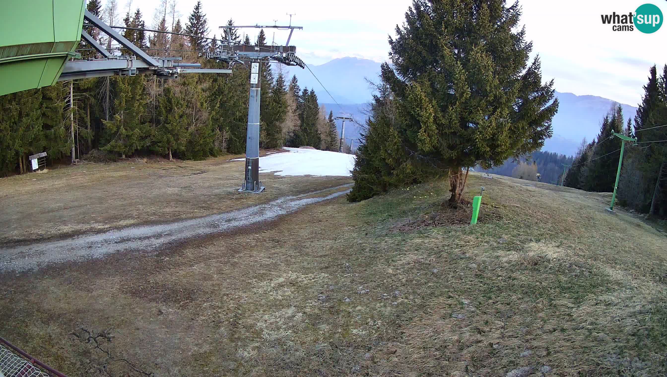 Smušišče Cerkno spletna kamera Lom zgornja proga