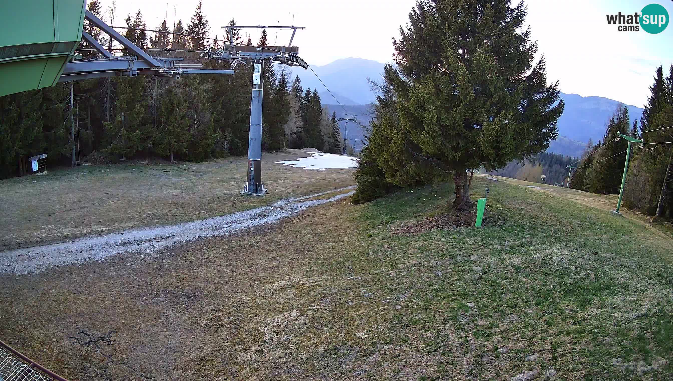 Smušišče Cerkno spletna kamera Lom zgornja proga