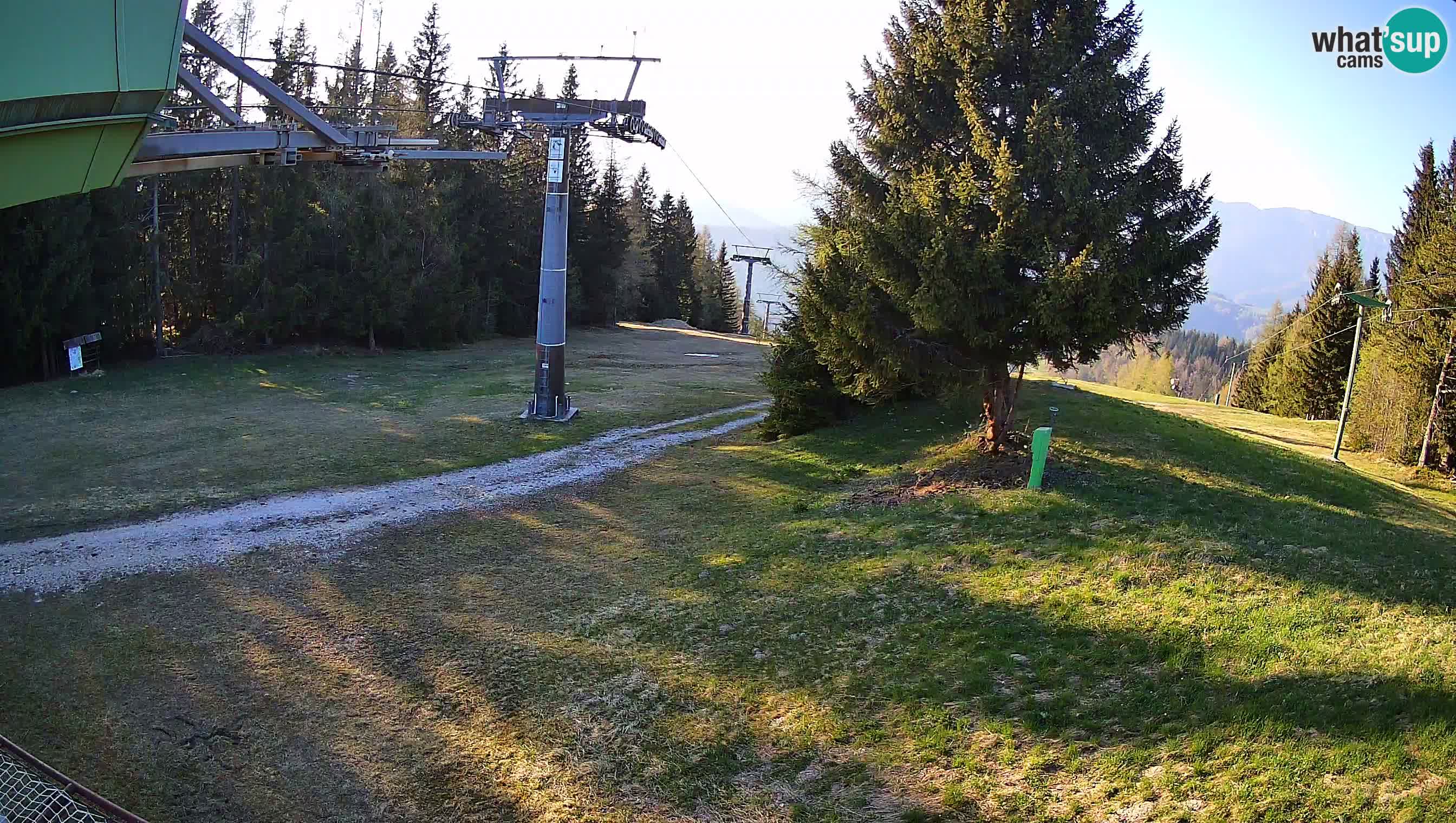 Smušišče Cerkno spletna kamera Lom zgornja proga