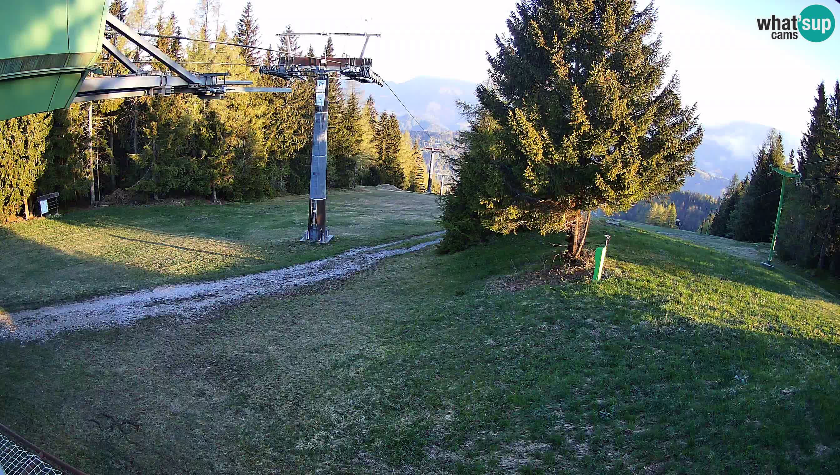 Skijalište Cerkno web kamera Lom – Slovenija