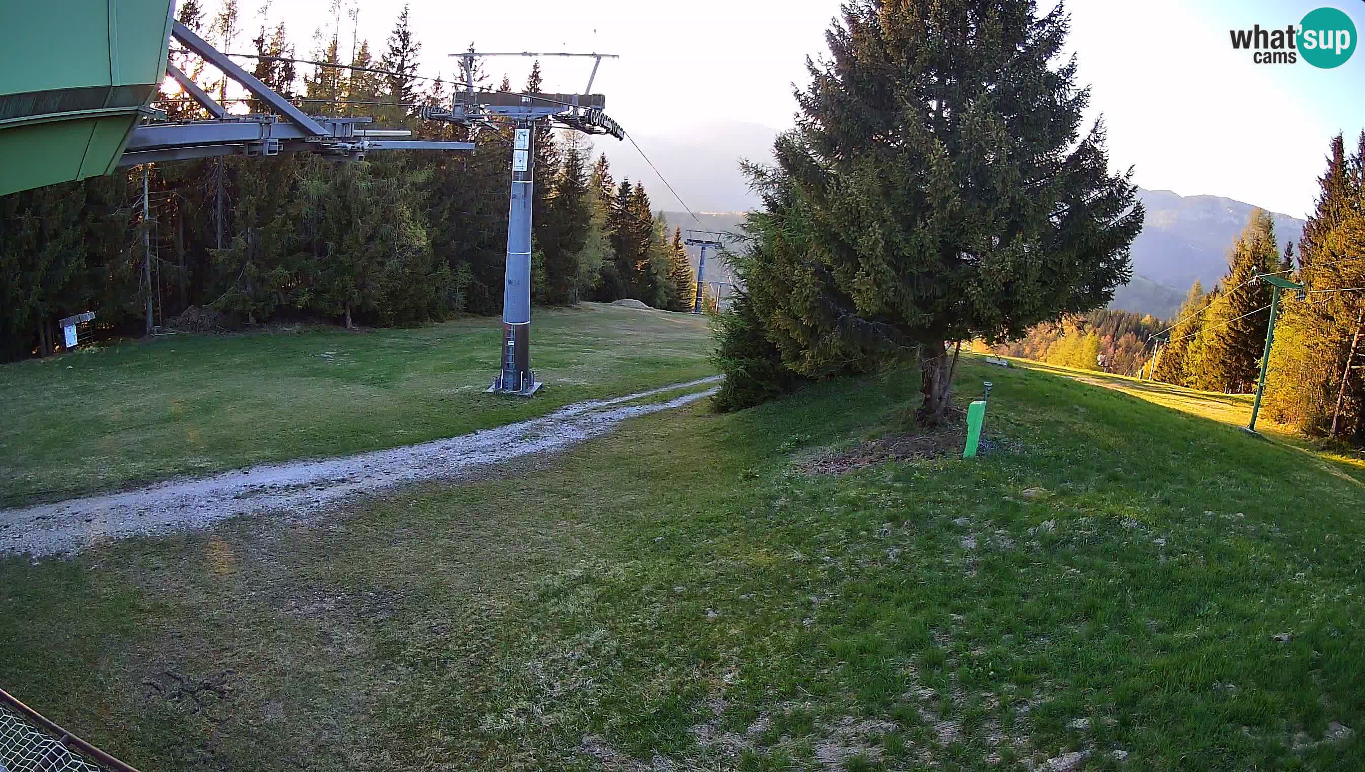 Skijalište Cerkno web kamera Lom – Slovenija