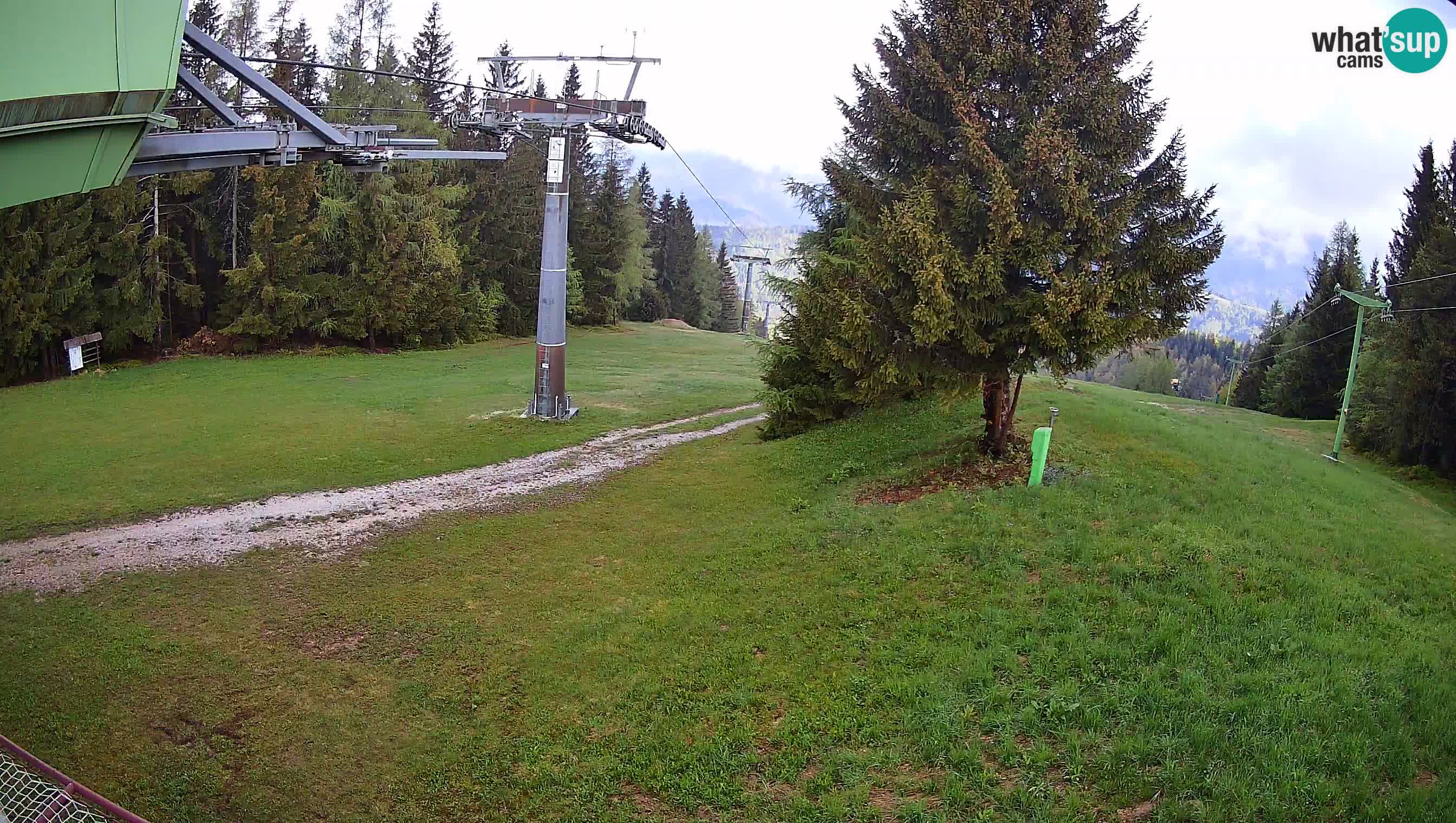 Skijalište Cerkno web kamera Lom – Slovenija