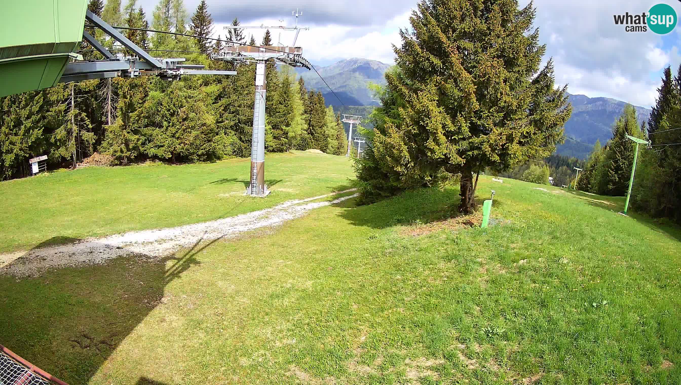 Smušišče Cerkno spletna kamera Lom zgornja proga