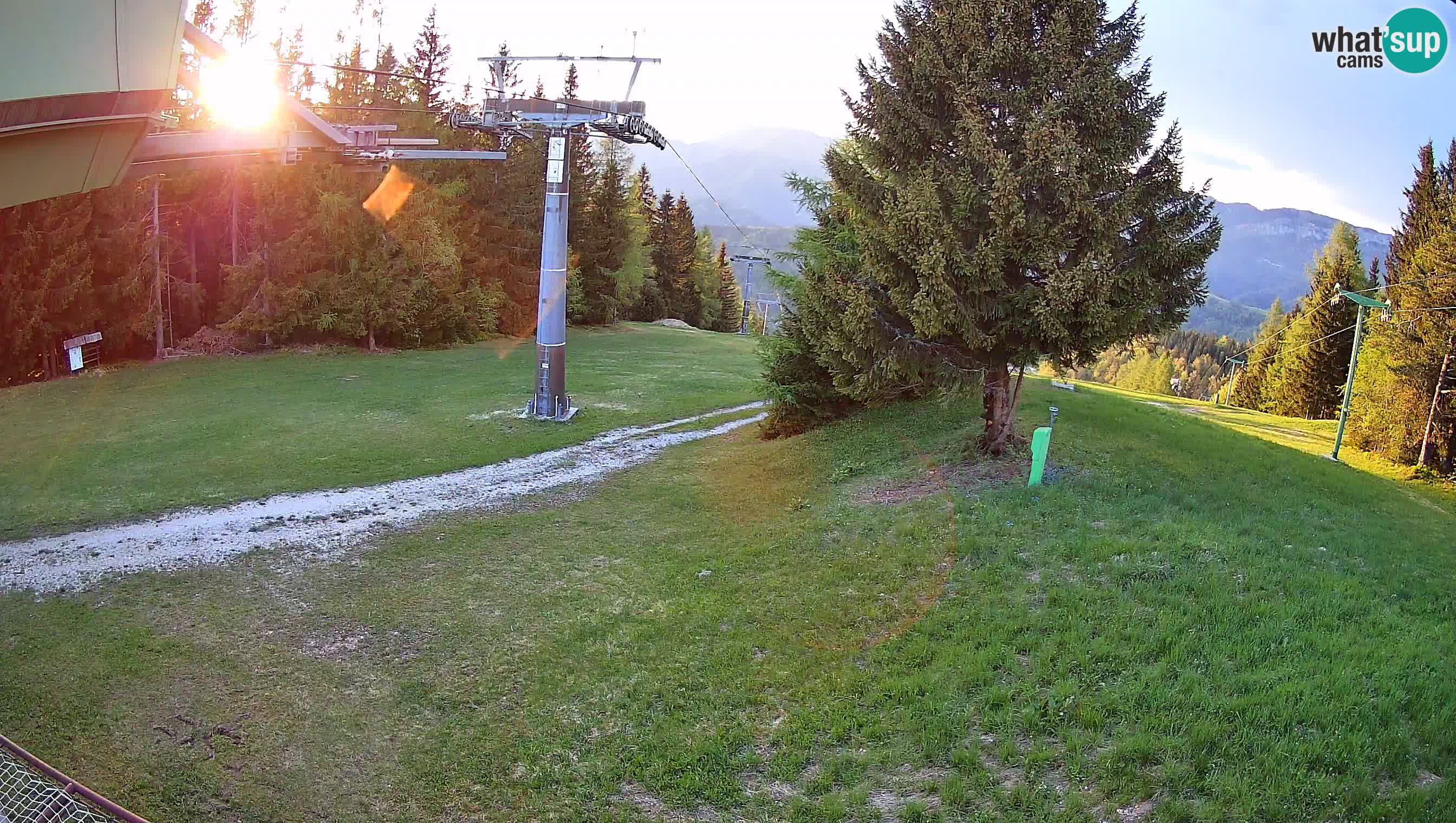 Skijalište Cerkno web kamera Lom – Slovenija