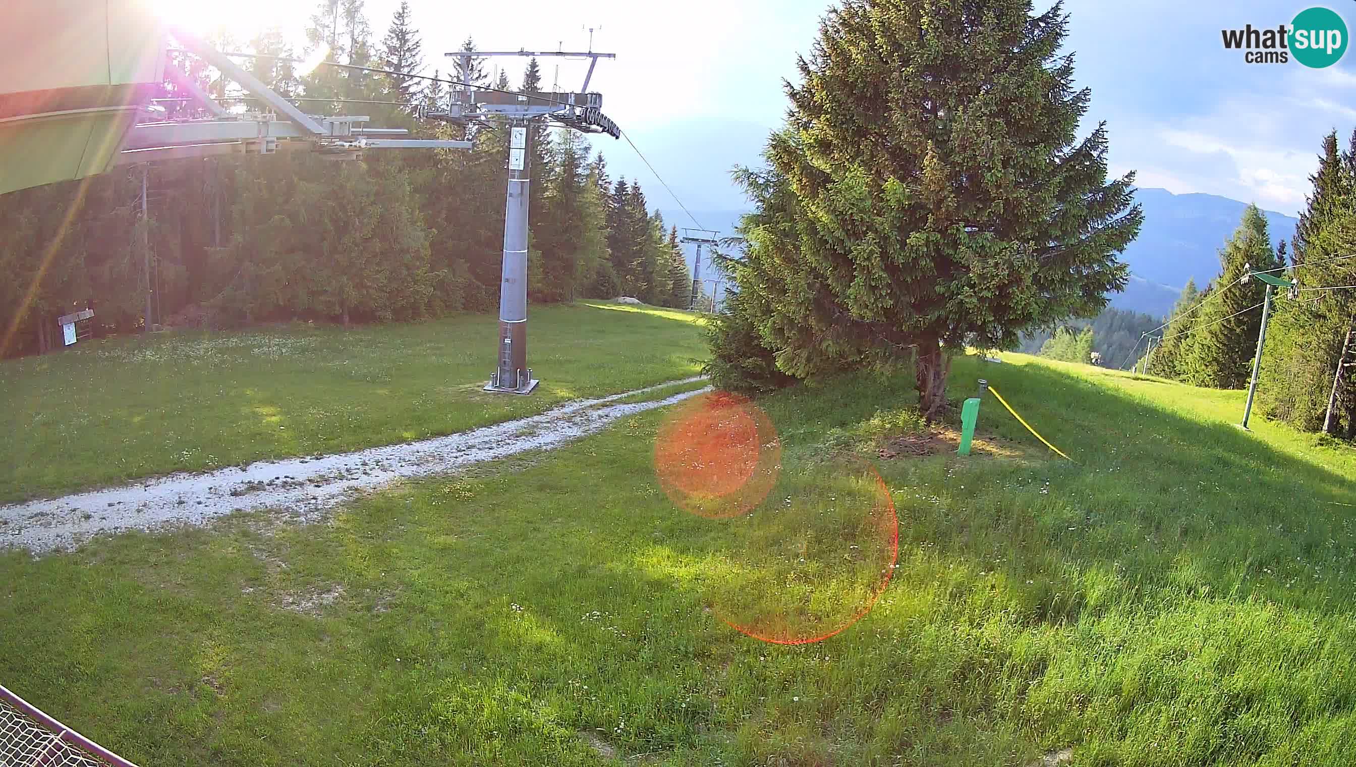 Skijalište Cerkno web kamera Lom – Slovenija