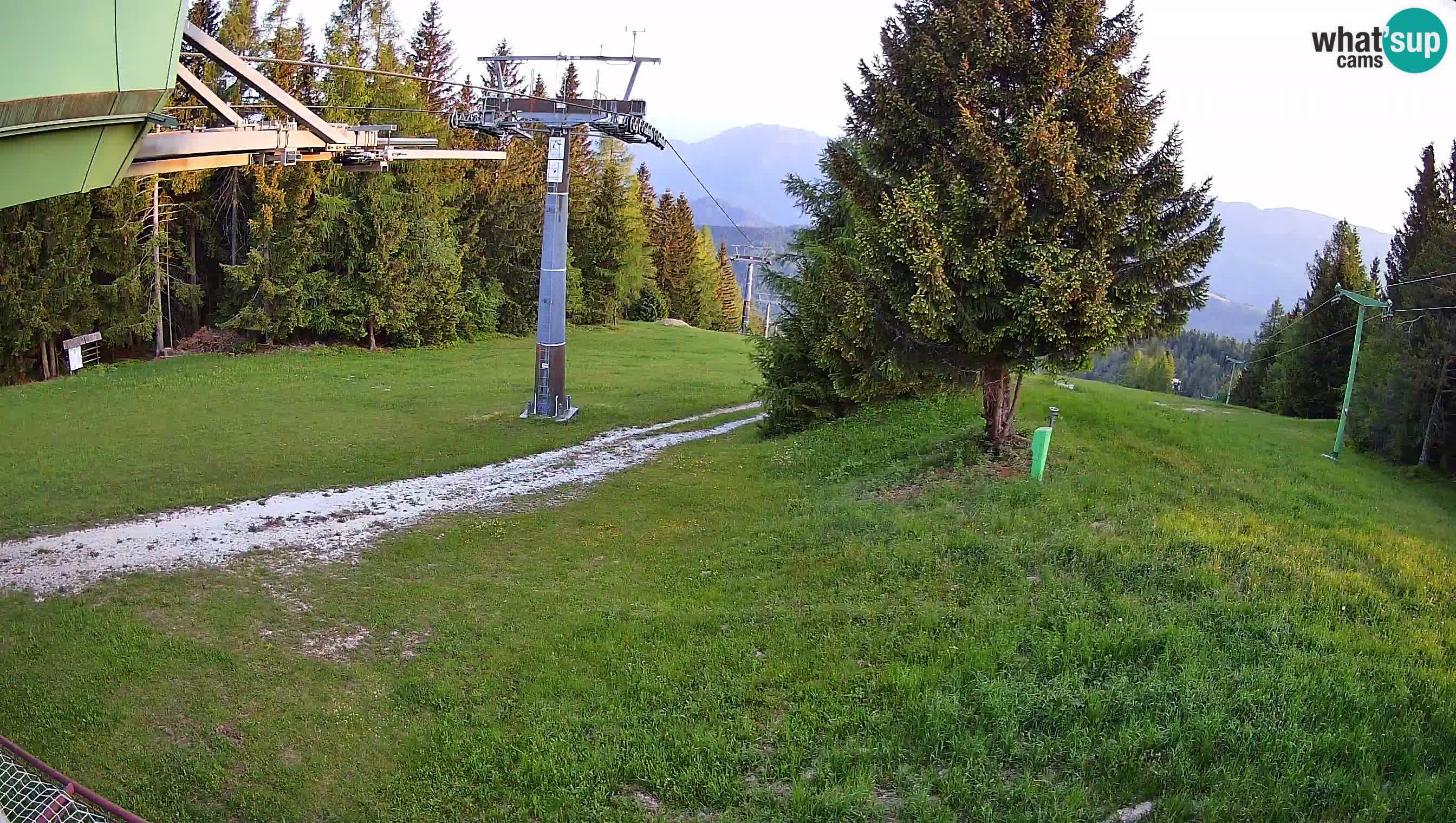 Smušišče Cerkno spletna kamera Lom zgornja proga
